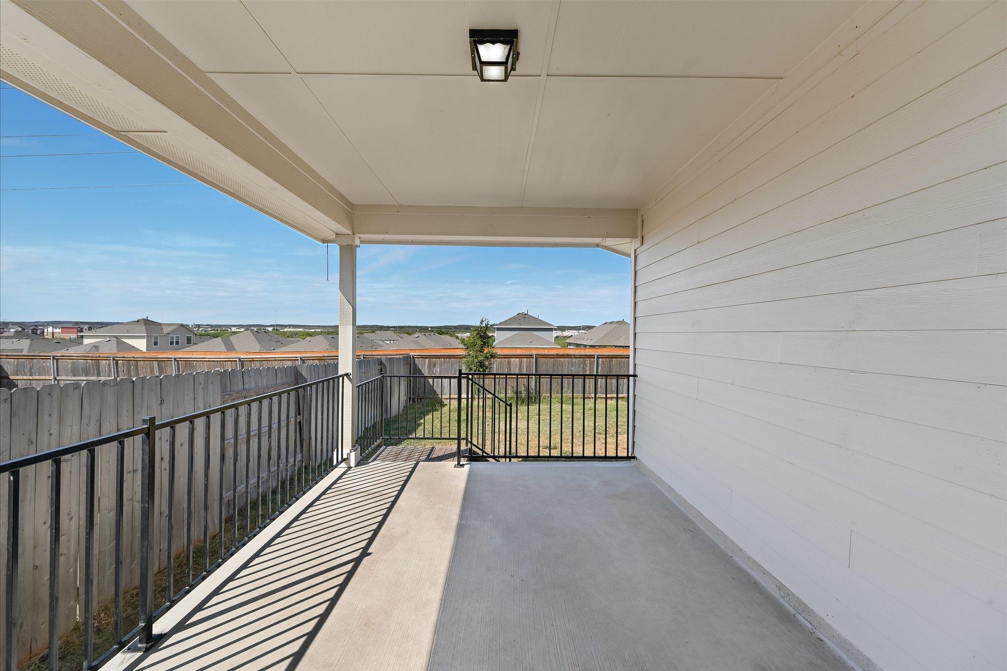 201 Spiny Lizard Ln, San Marcos, TX 78666