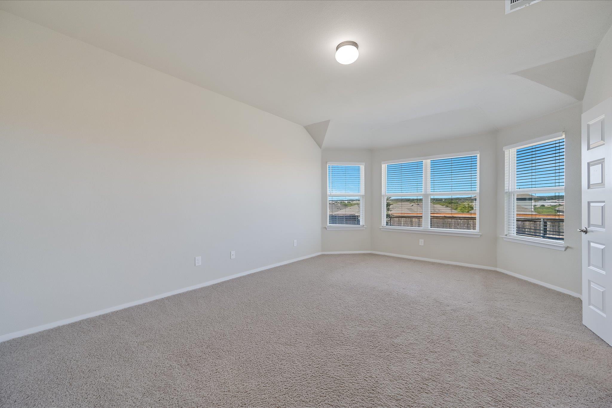 201 Spiny Lizard Ln, San Marcos, TX 78666