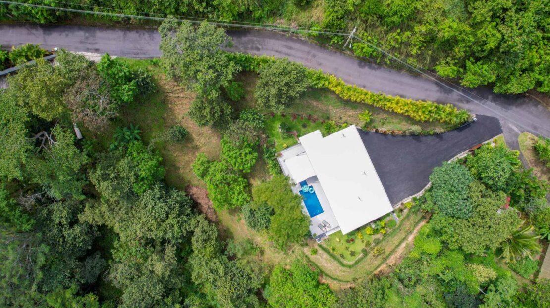 0000 Modern gem in the natural setting, Out of State 20505