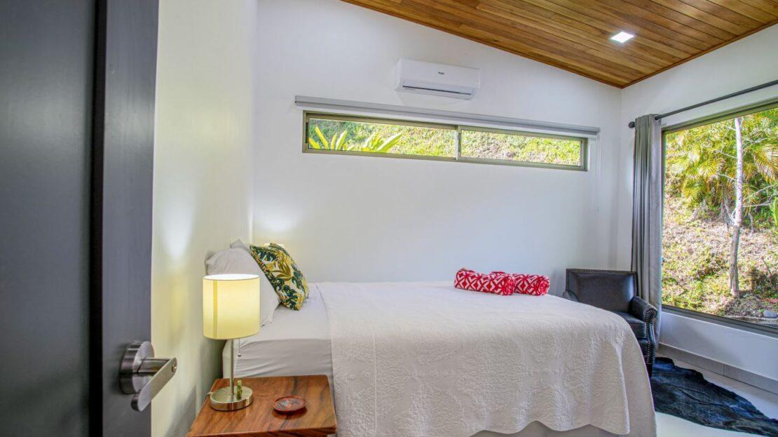 0000 Modern gem in the natural setting, Out of State 20505