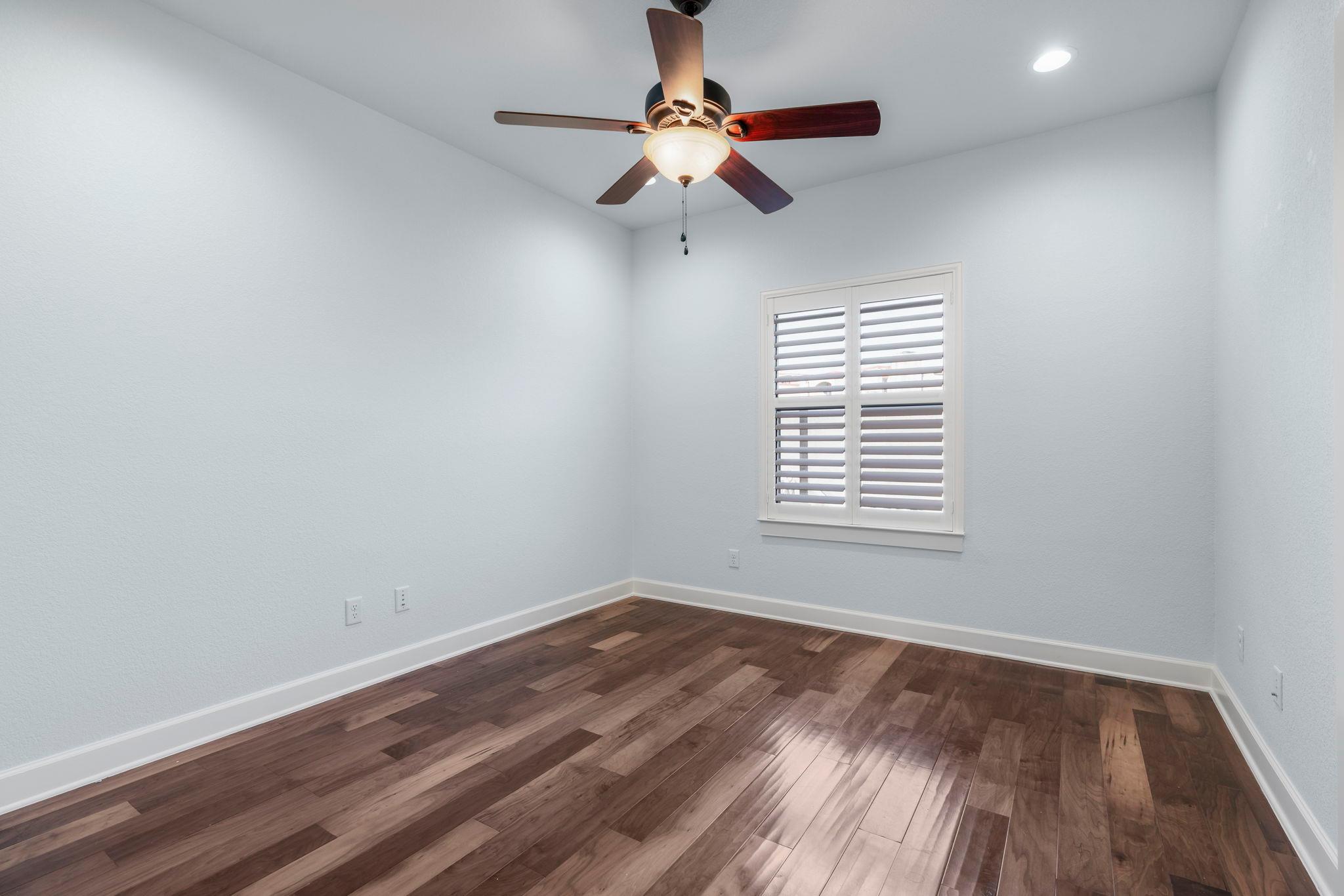 6533 E Hill Dr # 24, Austin, TX 78731