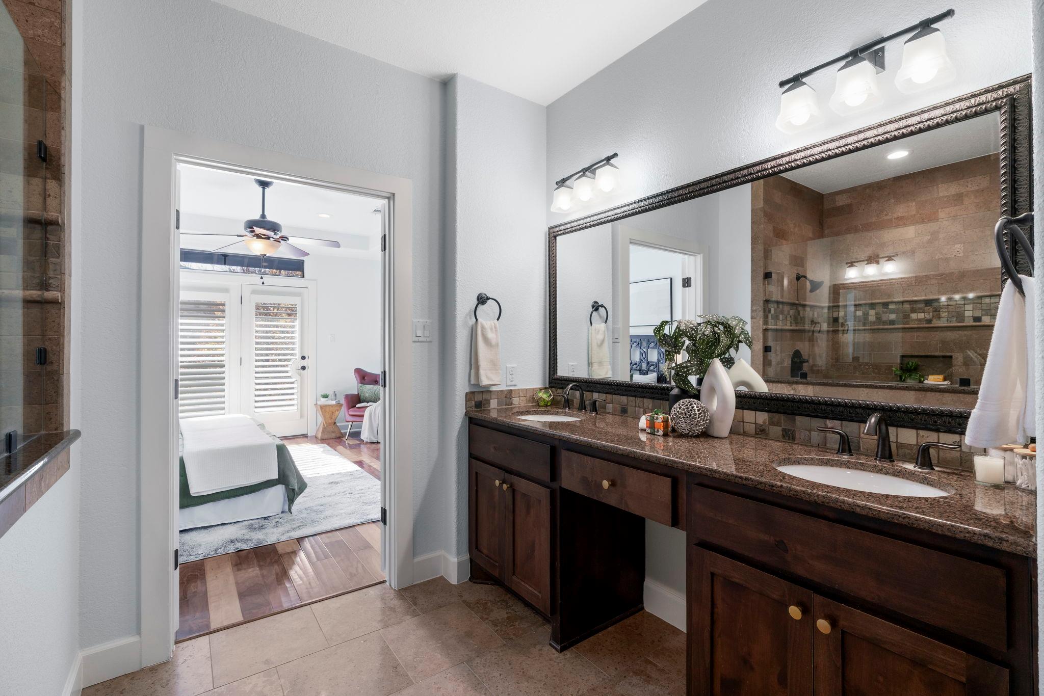 6533 E Hill Dr # 24, Austin, TX 78731