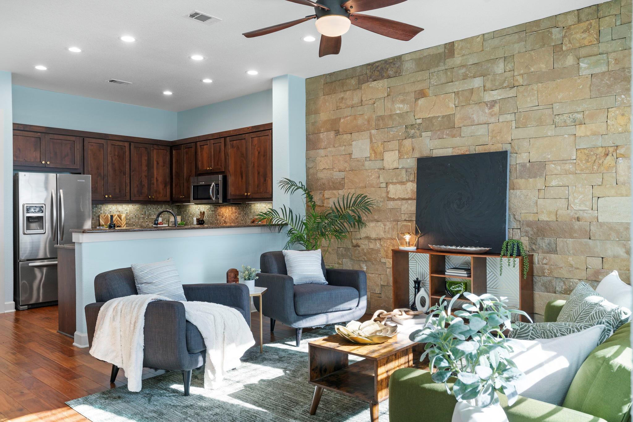 6533 E Hill Dr # 24, Austin, TX 78731