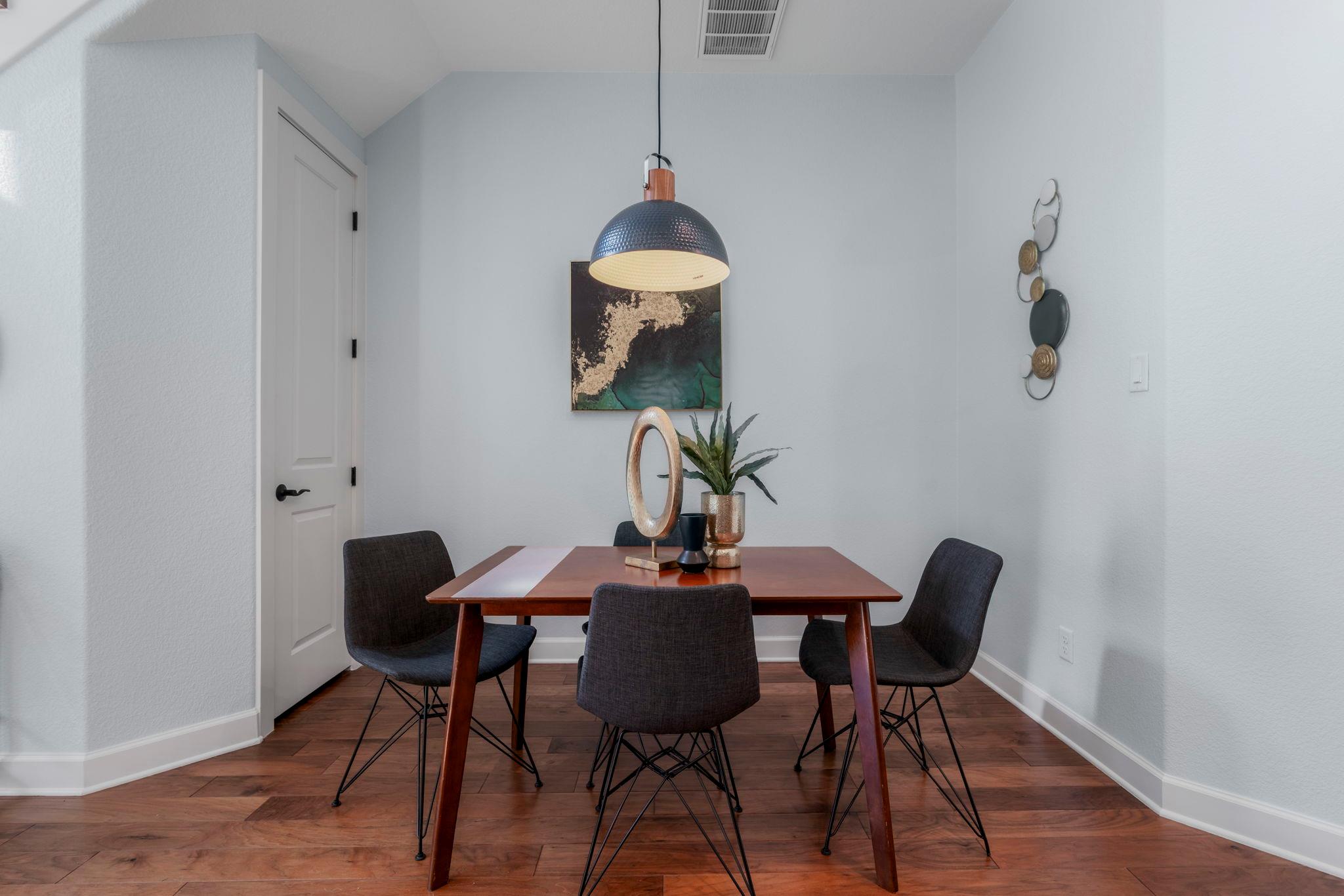 6533 E Hill Dr # 24, Austin, TX 78731