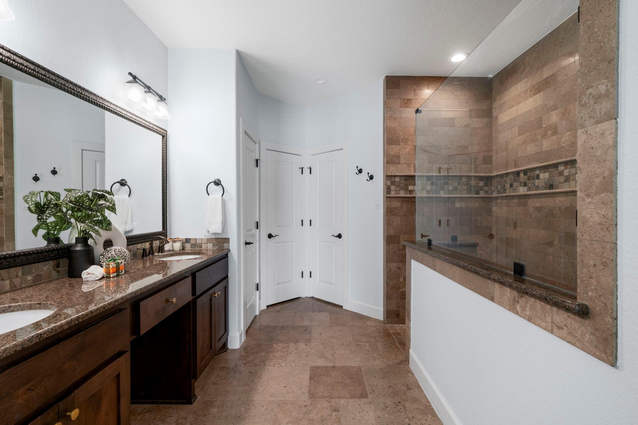 6533 E Hill Dr # 24, Austin, TX 78731