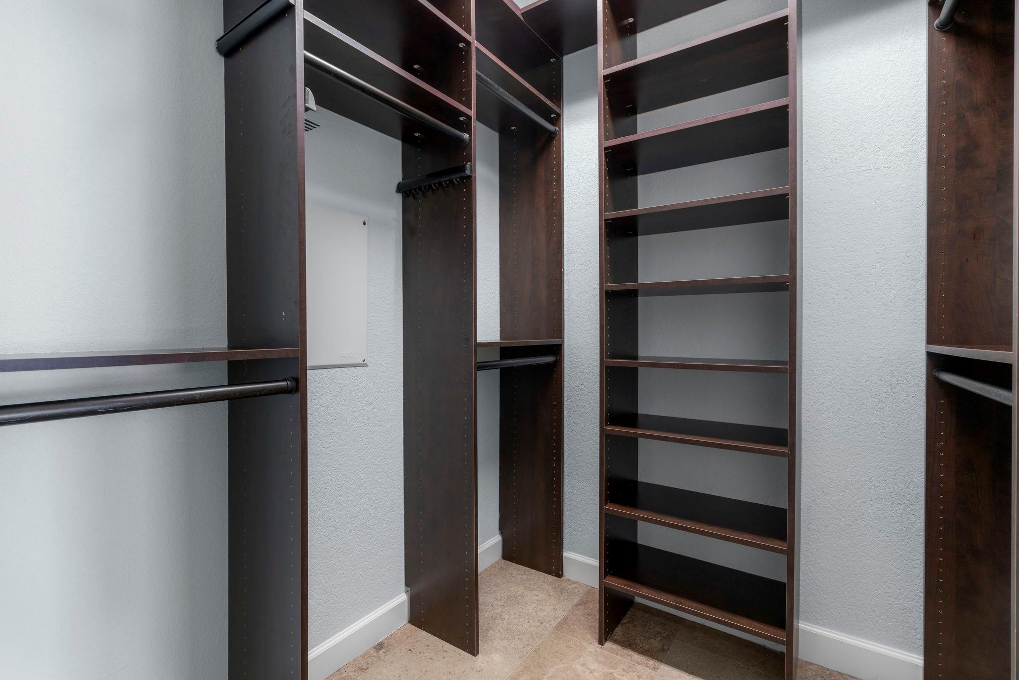 6533 E Hill Dr # 24, Austin, TX 78731