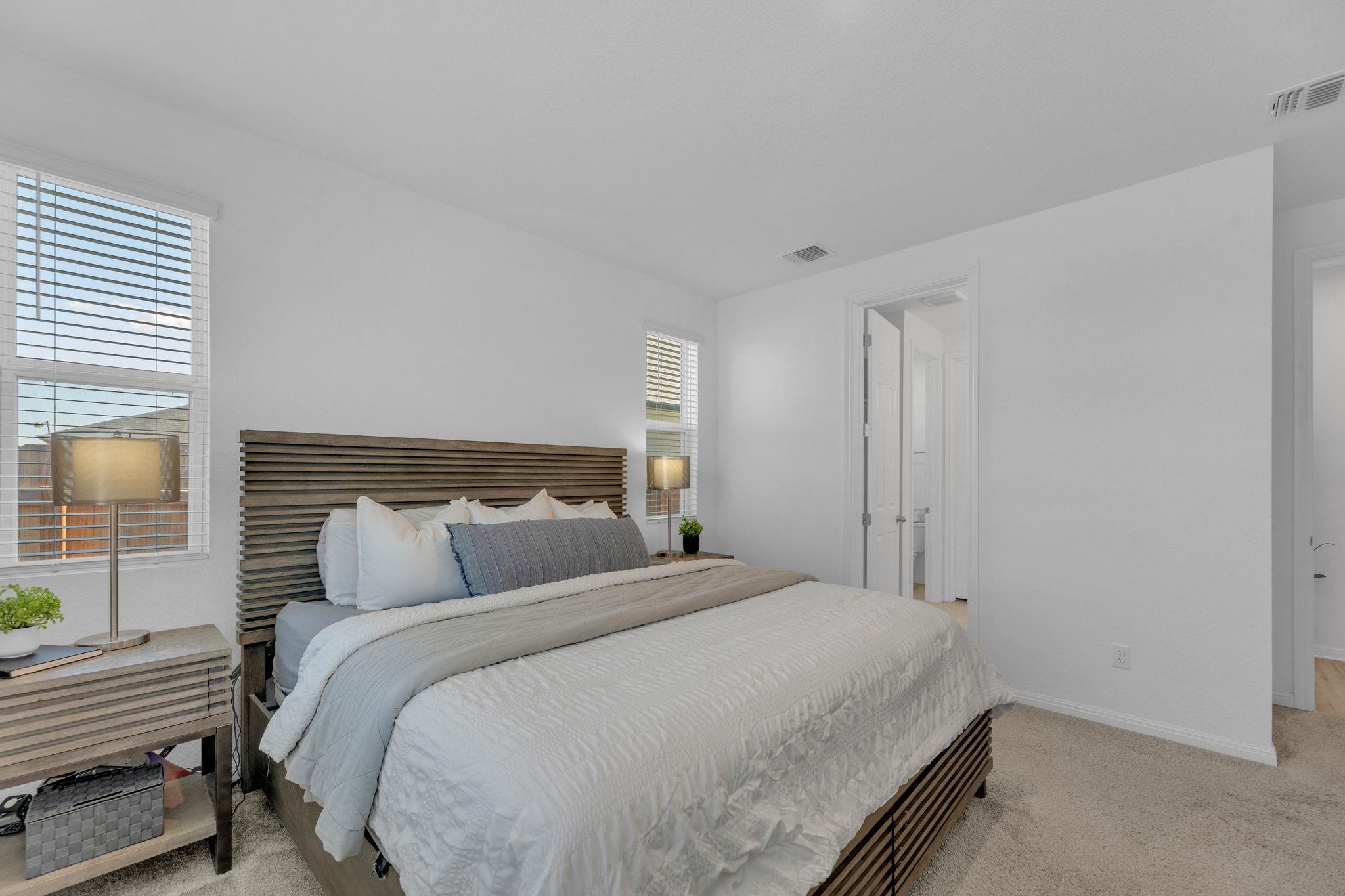 20704 John Gill Dr, Manor, TX 78653