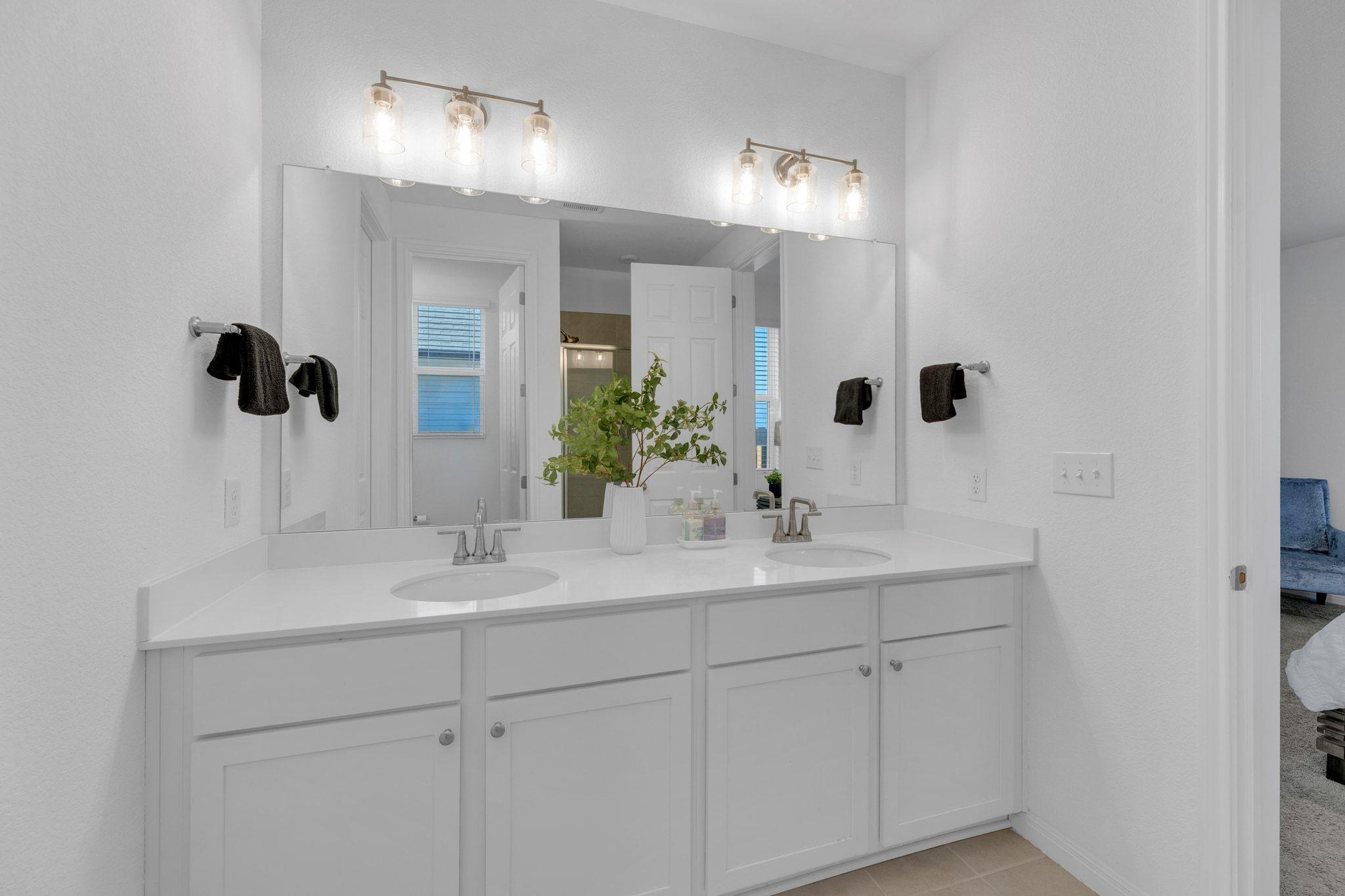 20704 John Gill Dr, Manor, TX 78653