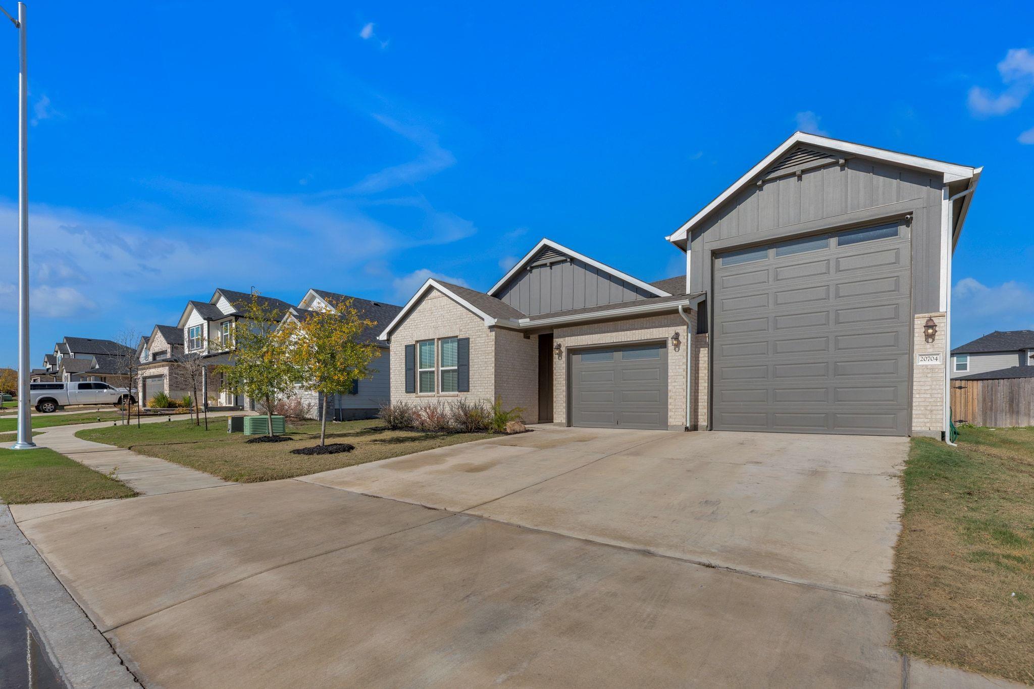 20704 John Gill Dr, Manor, TX 78653