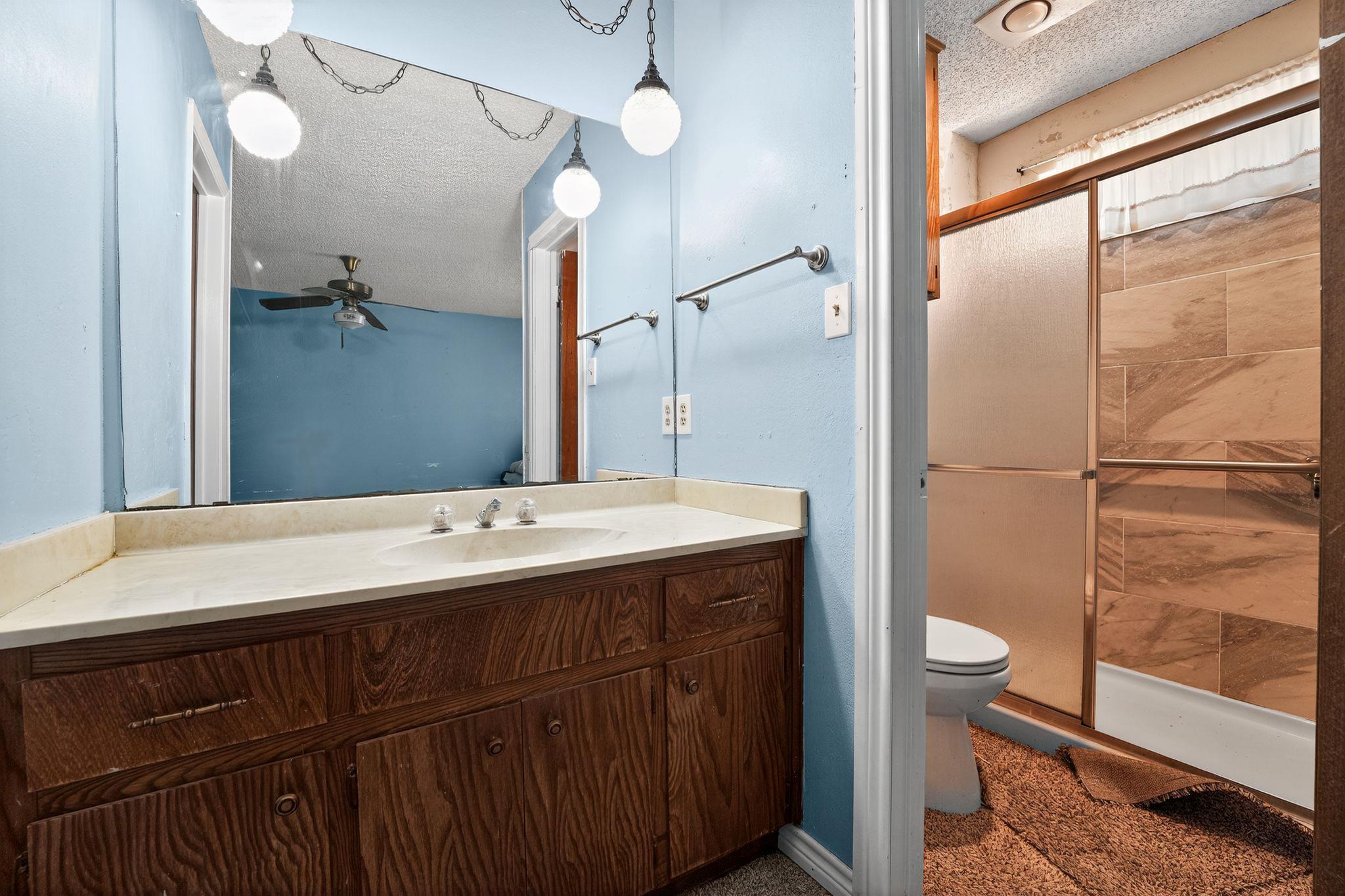 324 McClendon Dr, Elgin, TX 78621