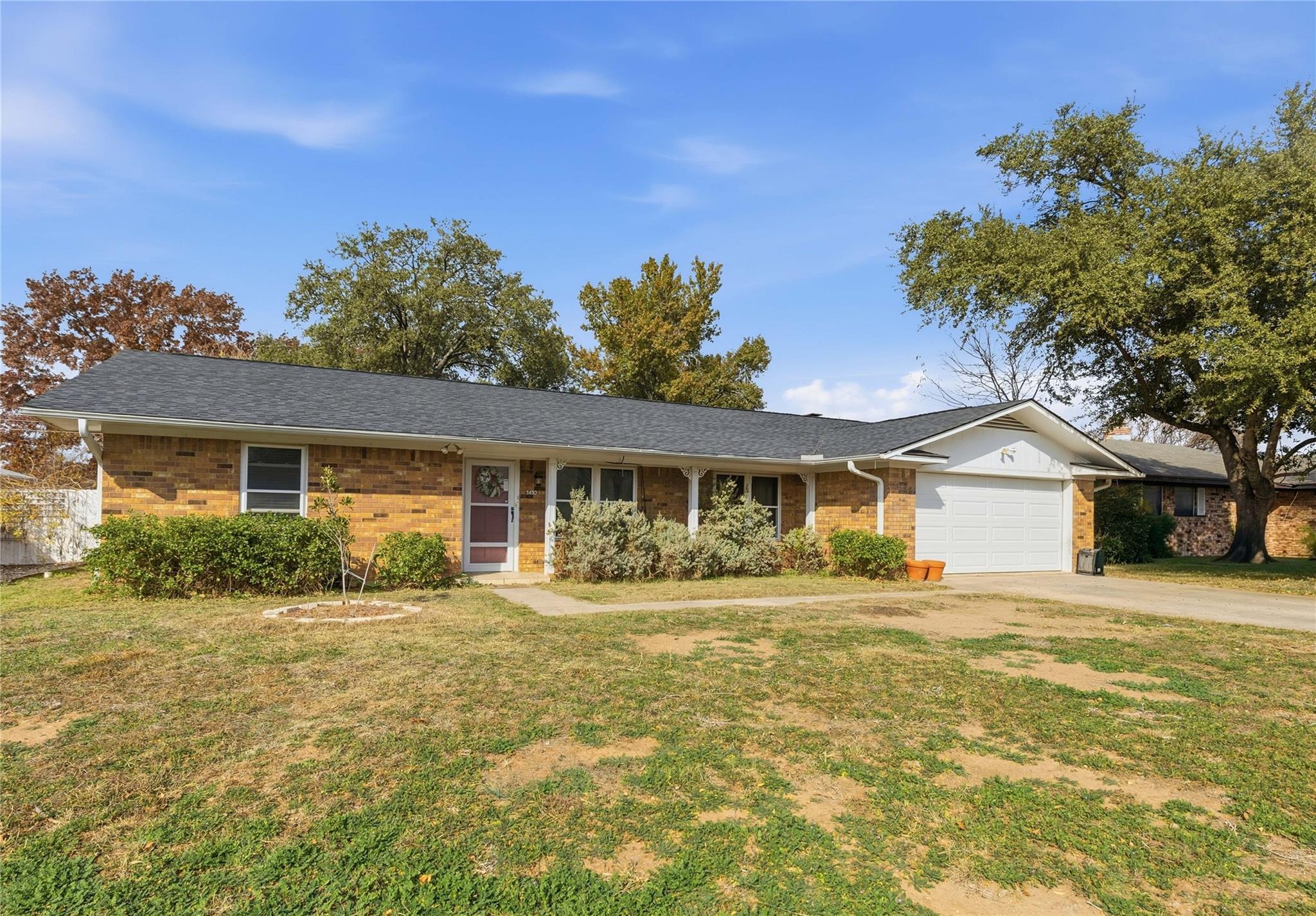1410 Ocotilla Dr, Marble Falls, TX 78654