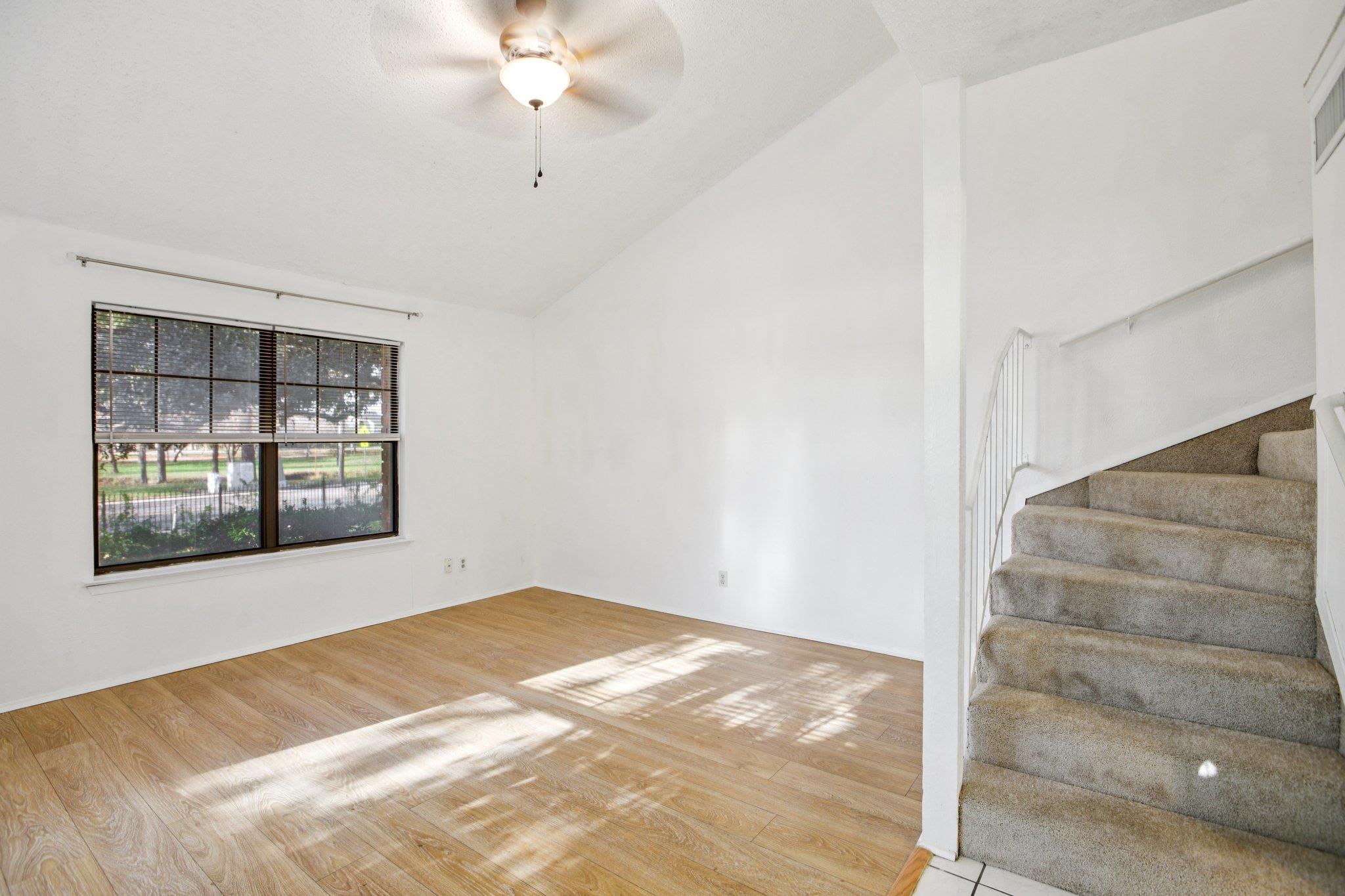 9507 Quail Village Ln, Austin, TX 78758