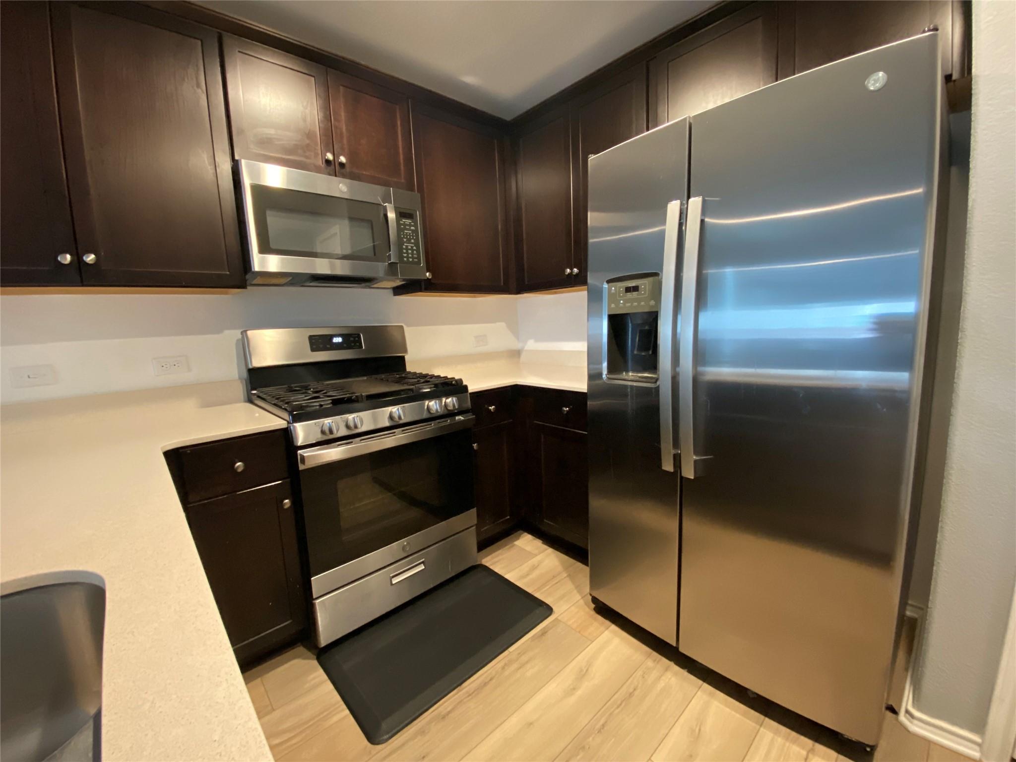 13704 Knights Branch Dr, Elgin, TX 78621