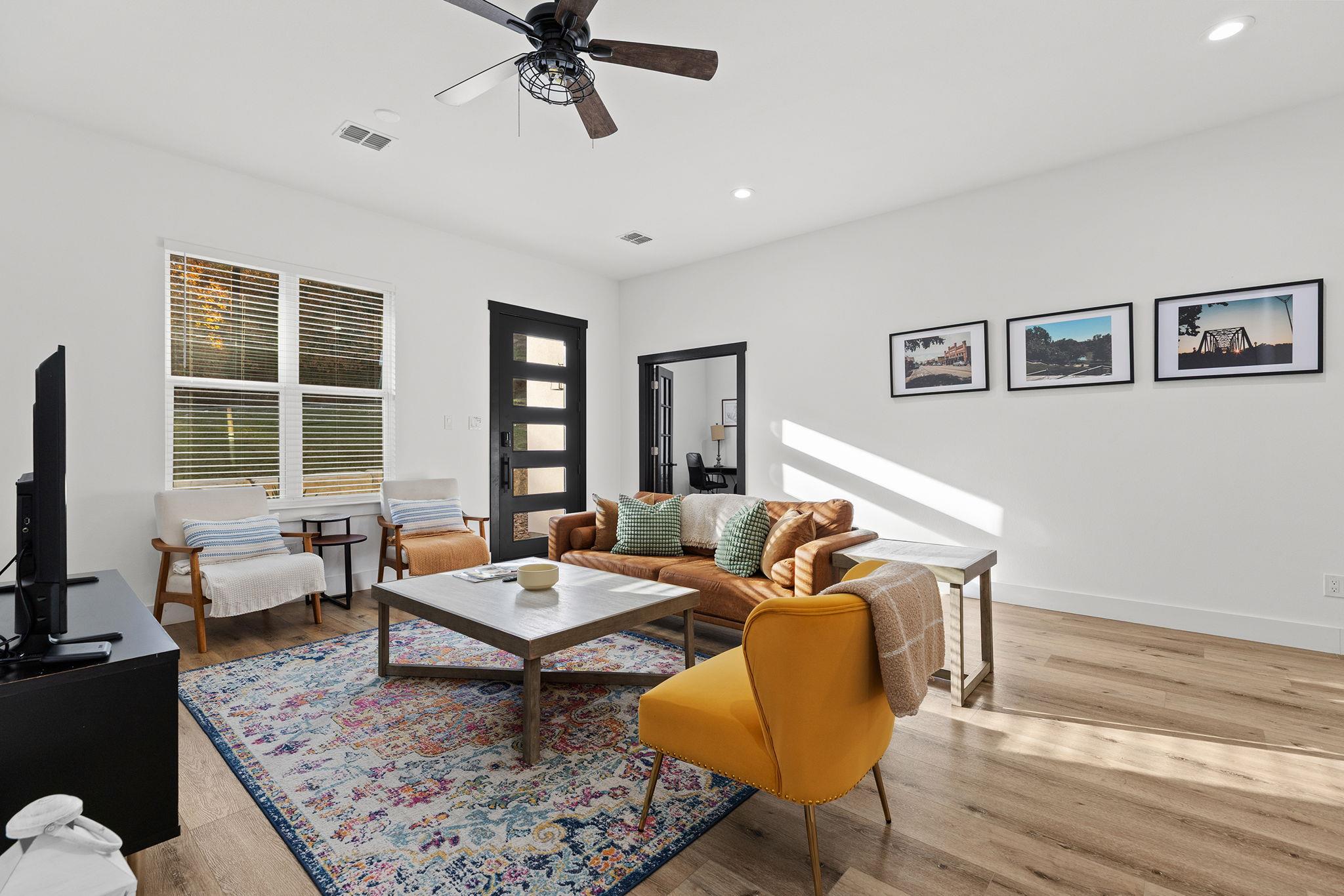 273 Tahitian Dr, Bastrop, TX 78602