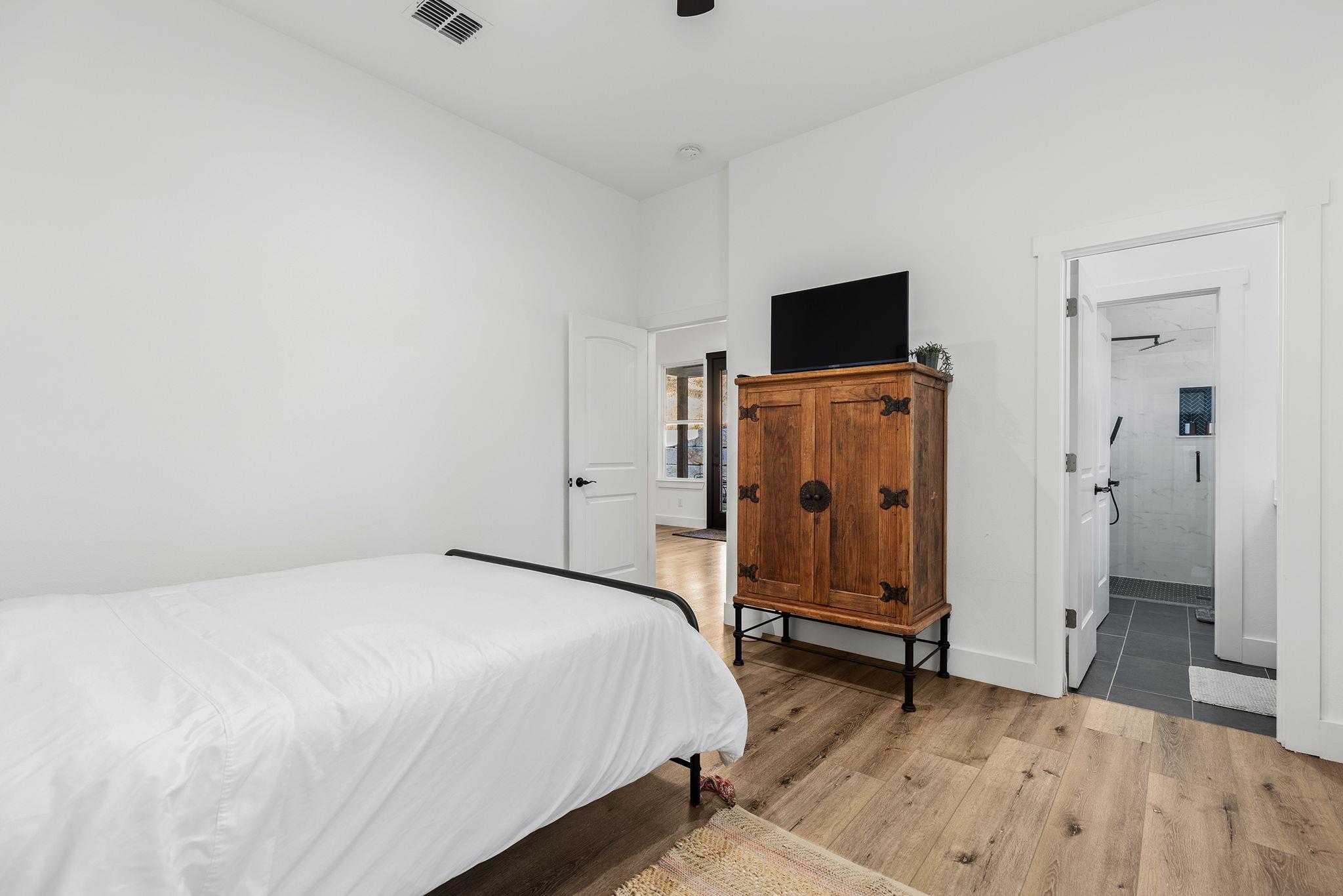 273 Tahitian Dr, Bastrop, TX 78602