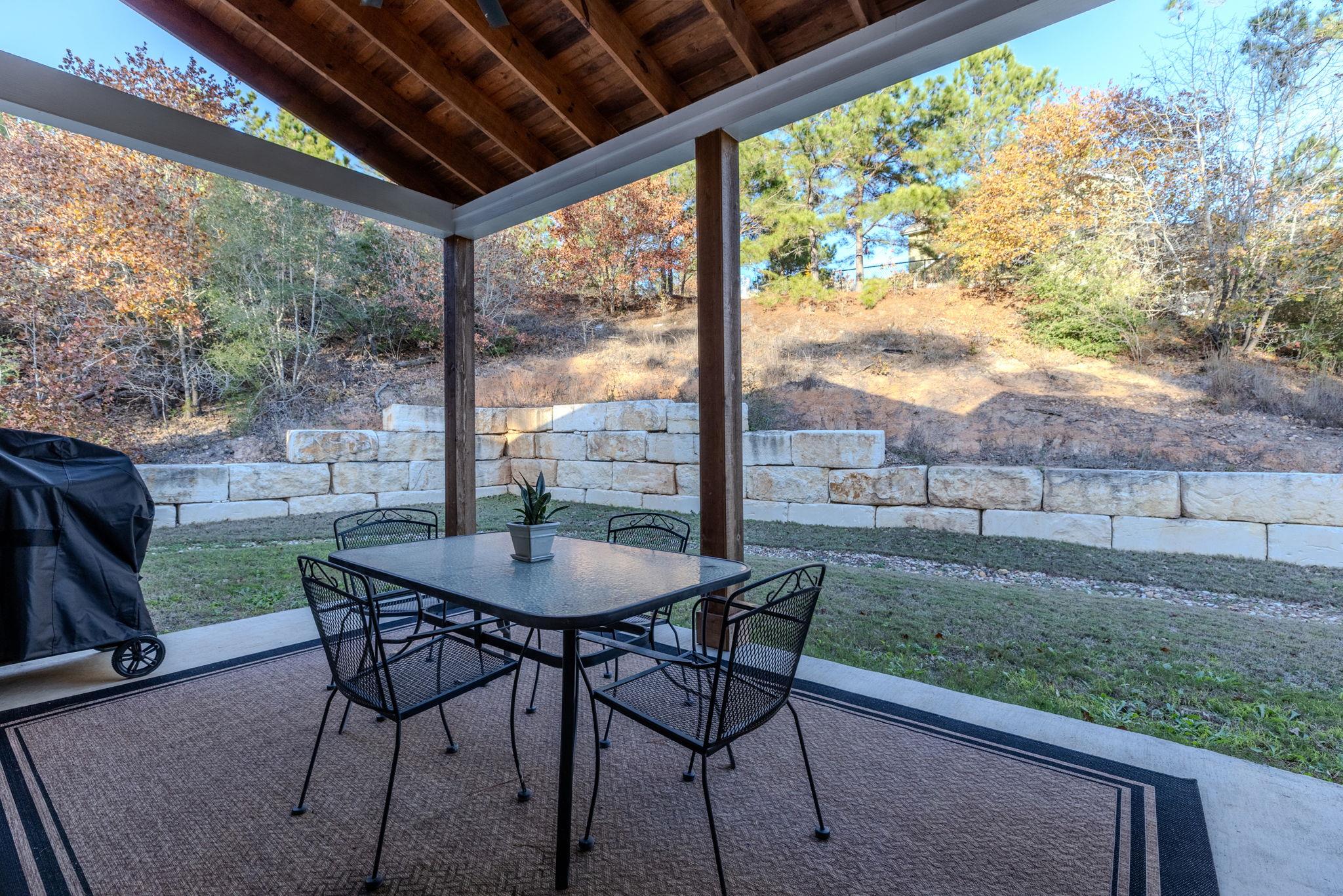 273 Tahitian Dr, Bastrop, TX 78602