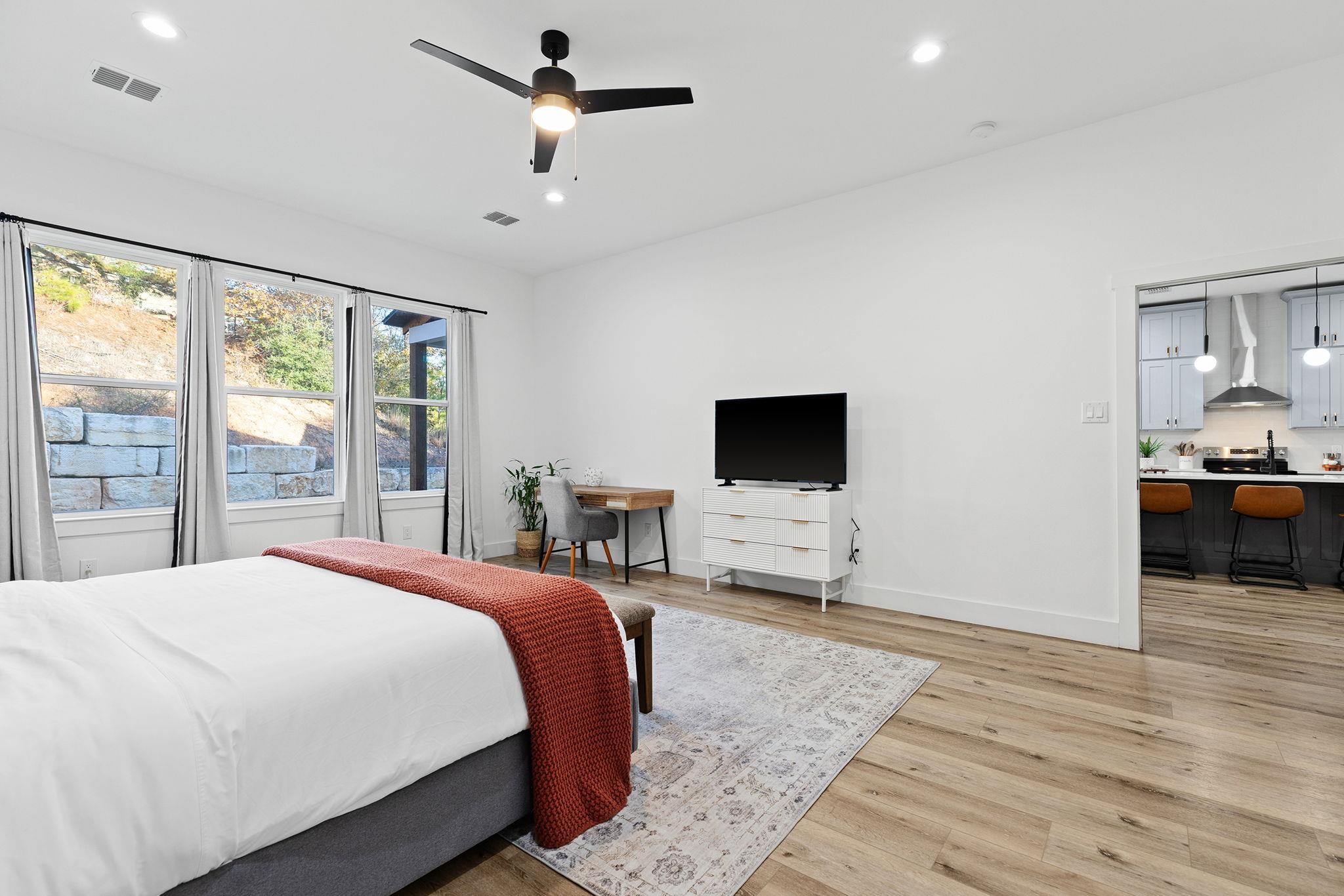 273 Tahitian Dr, Bastrop, TX 78602