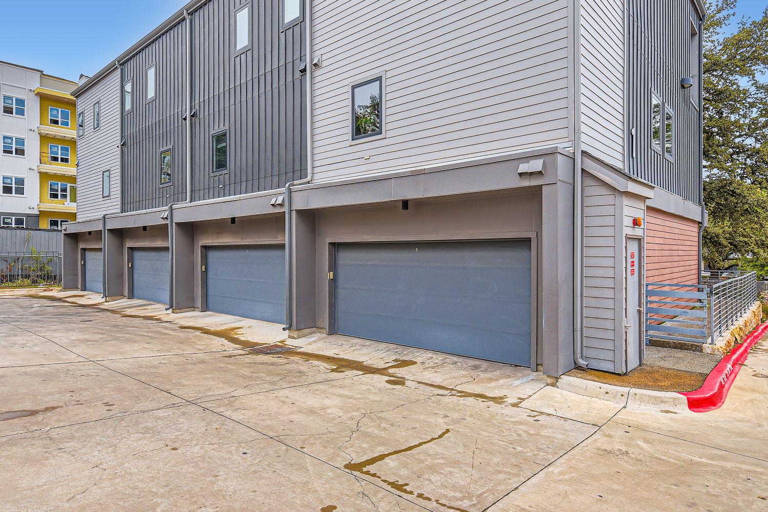 5924 S Congress Ave # 11S, Austin, TX 78745