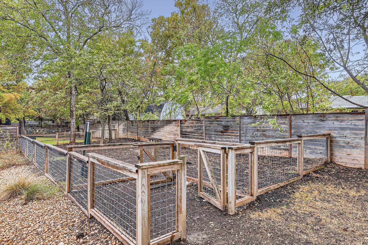 5924 S Congress Ave # 11S, Austin, TX 78745