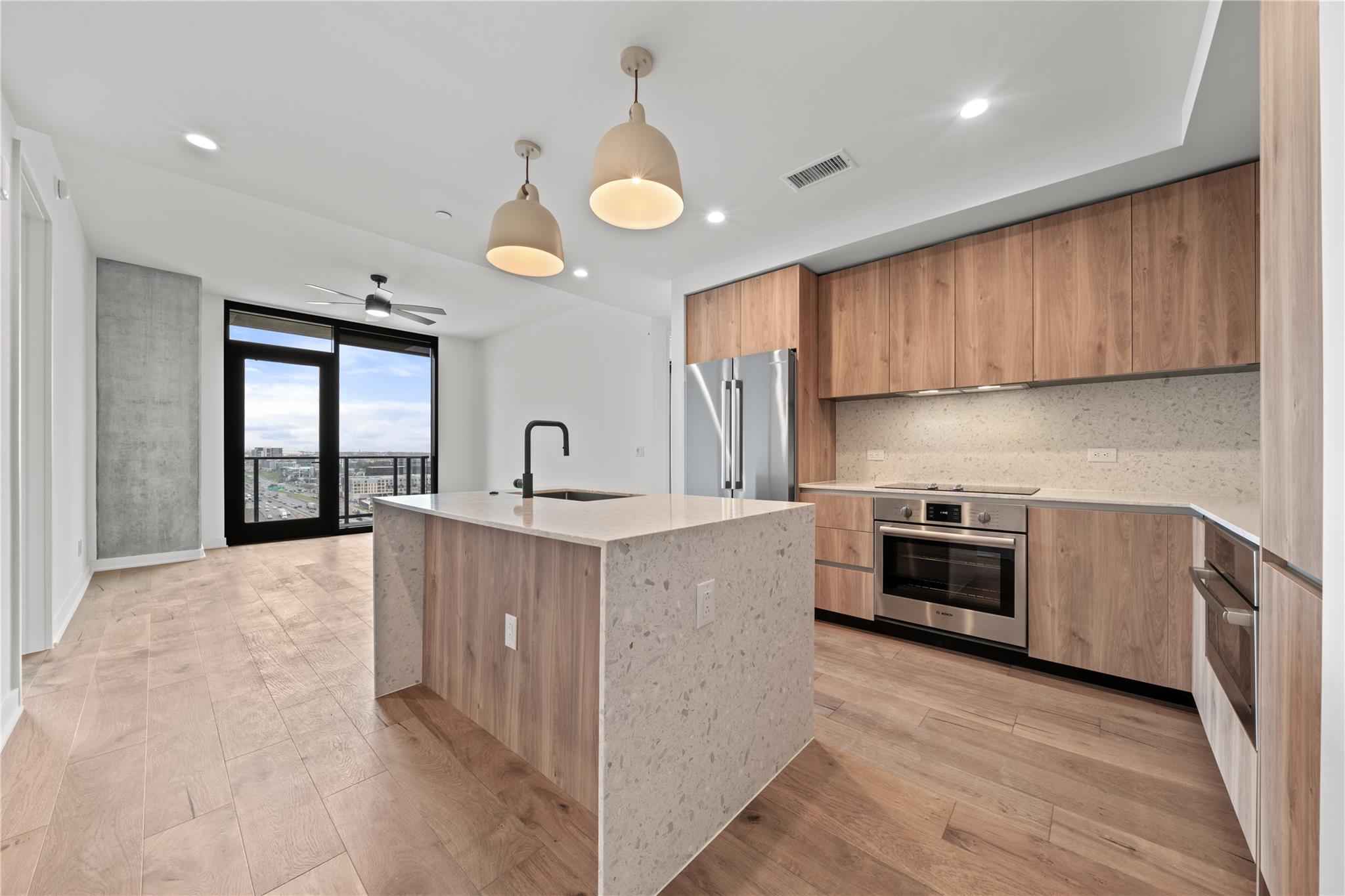 84 East Ave # 1203, Austin, TX 78701