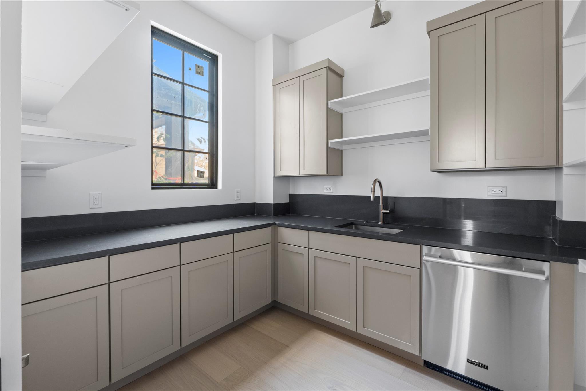 1703 Alcove Ct, Austin, TX 78757