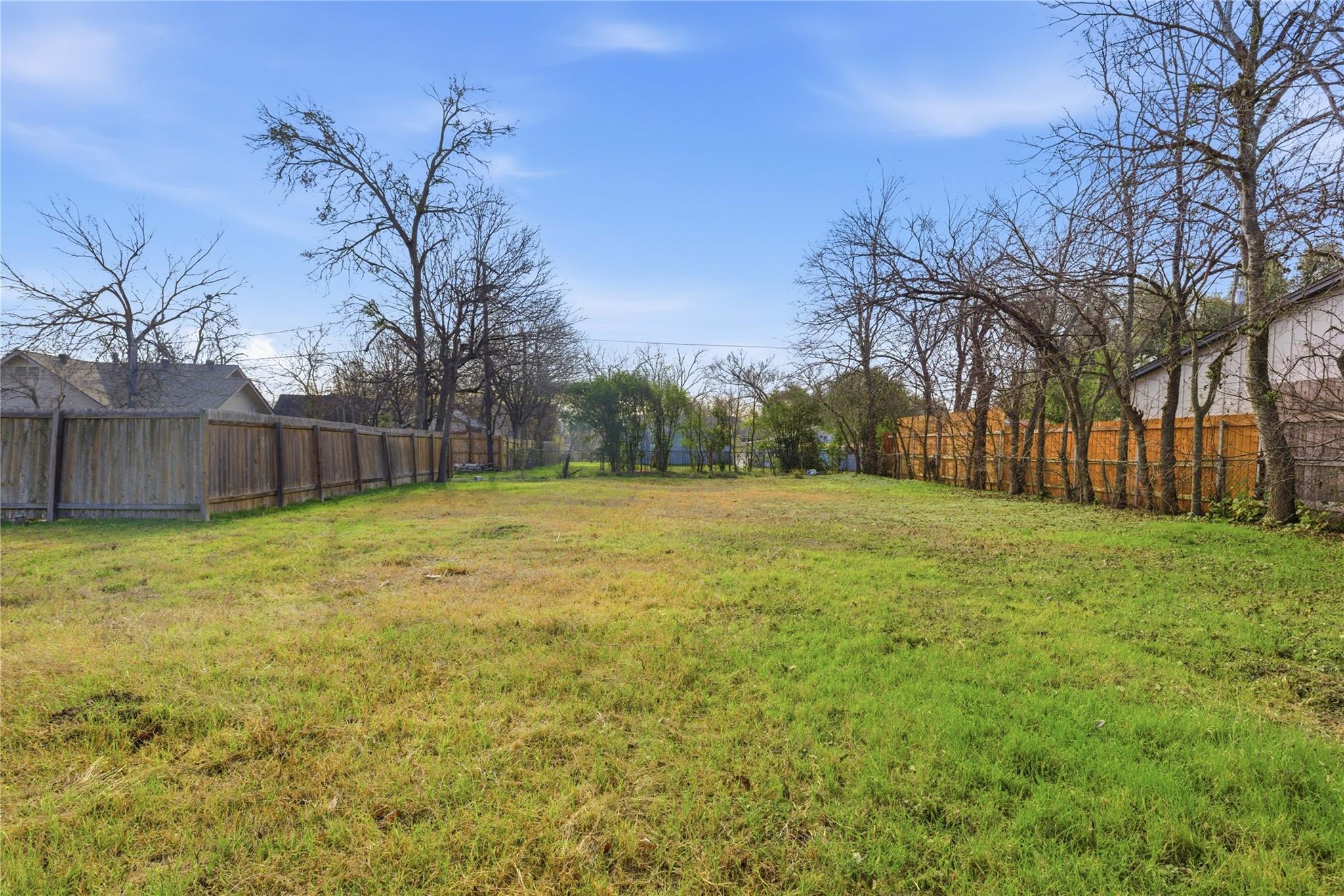 1725 Prather St, Taylor, TX 76574