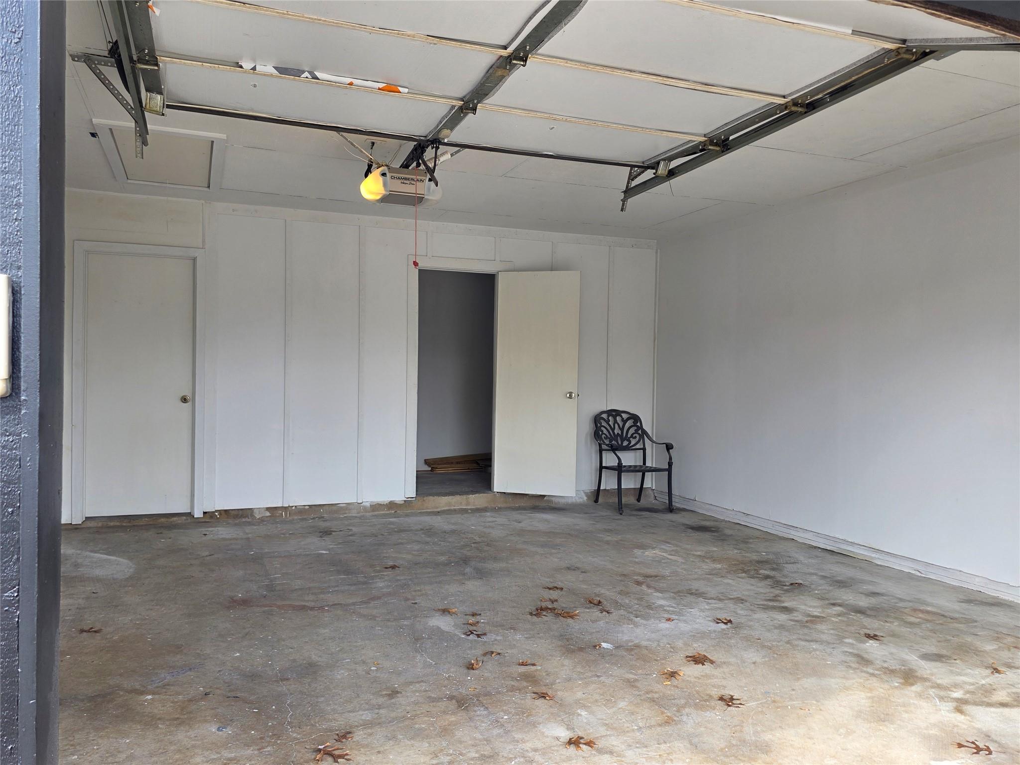 1108 Green Downs Dr, Round Rock, TX 78664