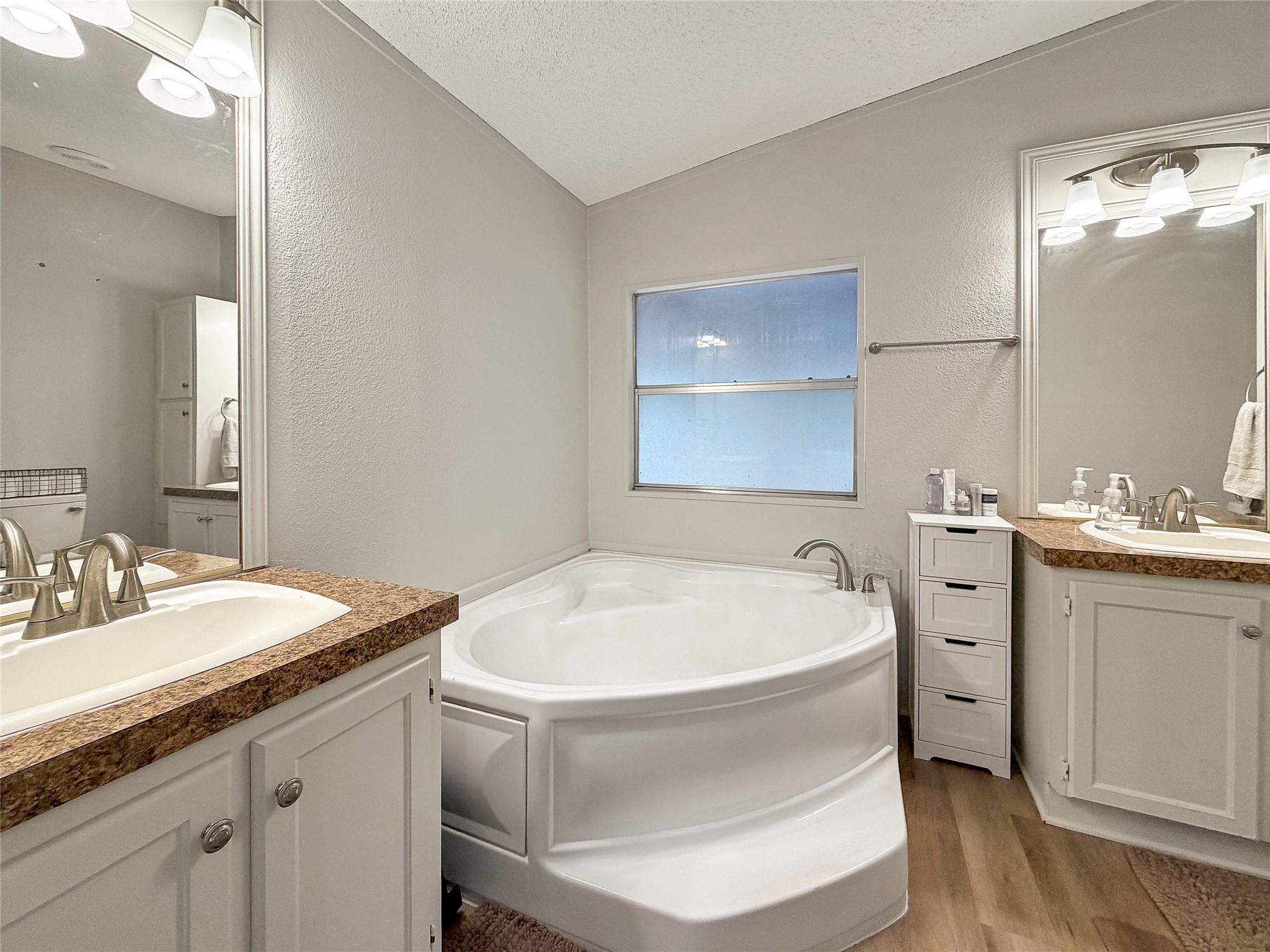 7662 Jessica Ln, Spring Branch, TX 78070