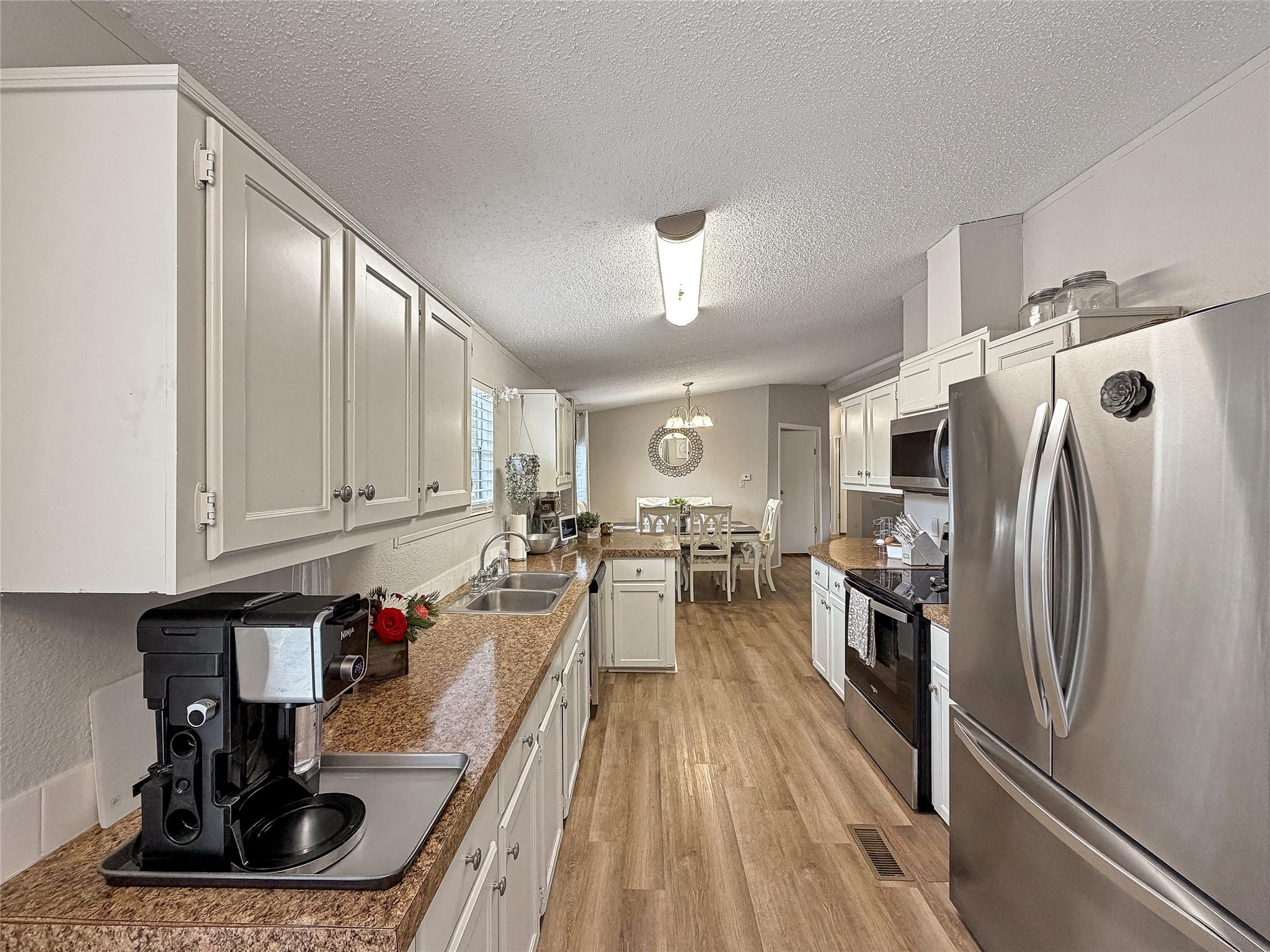 7662 Jessica Ln, Spring Branch, TX 78070