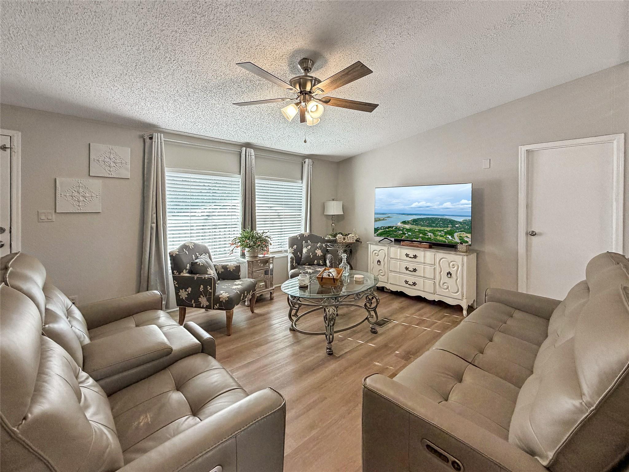 7662 Jessica Ln, Spring Branch, TX 78070