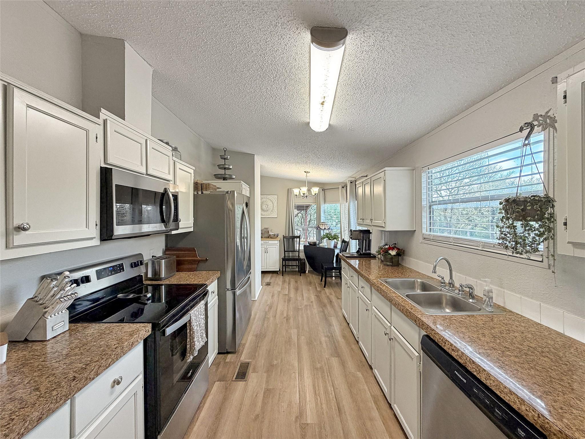 7662 Jessica Ln, Spring Branch, TX 78070