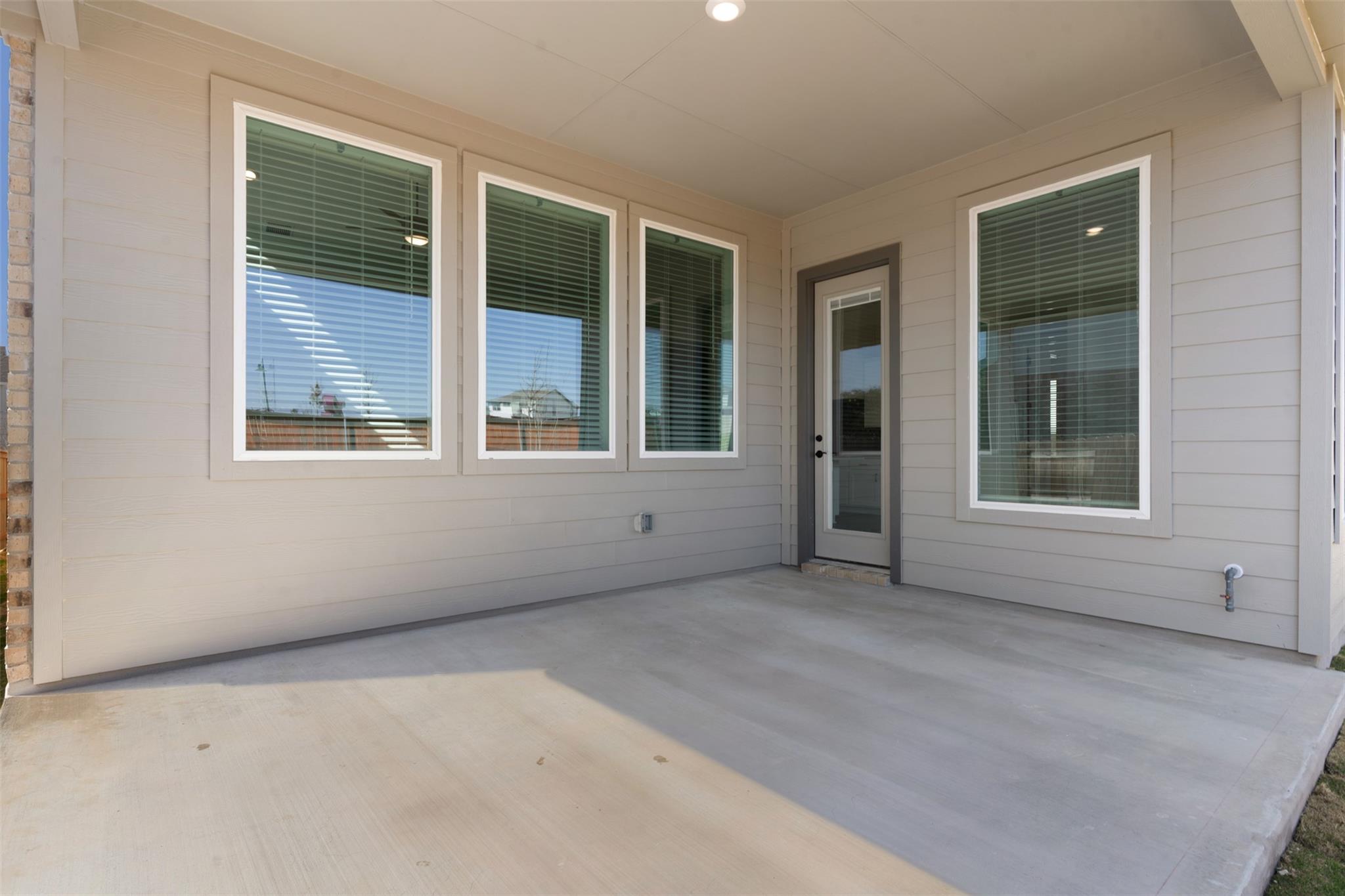 228 Slater Ct, Liberty Hill, TX 78642