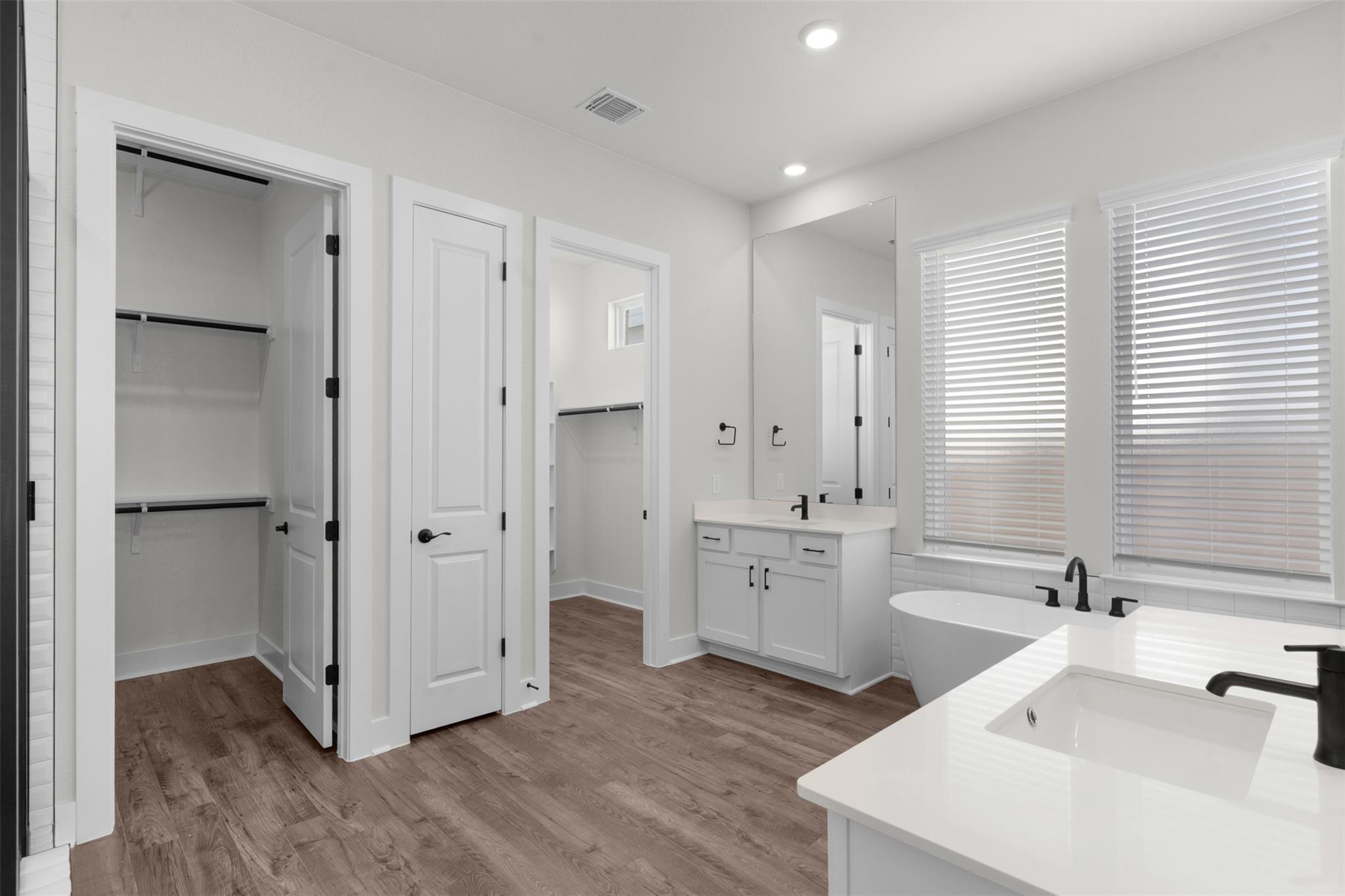 228 Slater Ct, Liberty Hill, TX 78642