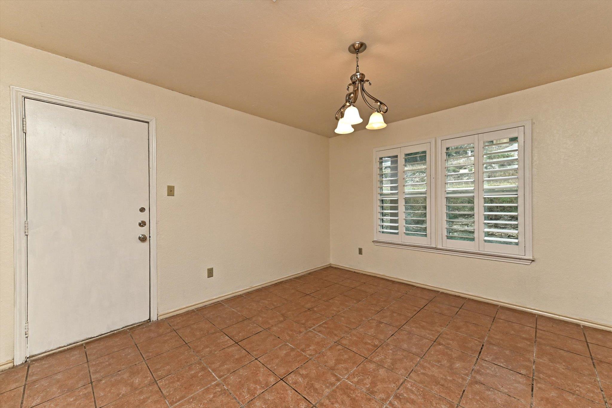 12904 Wells Fargo Trl, Austin, TX 78737