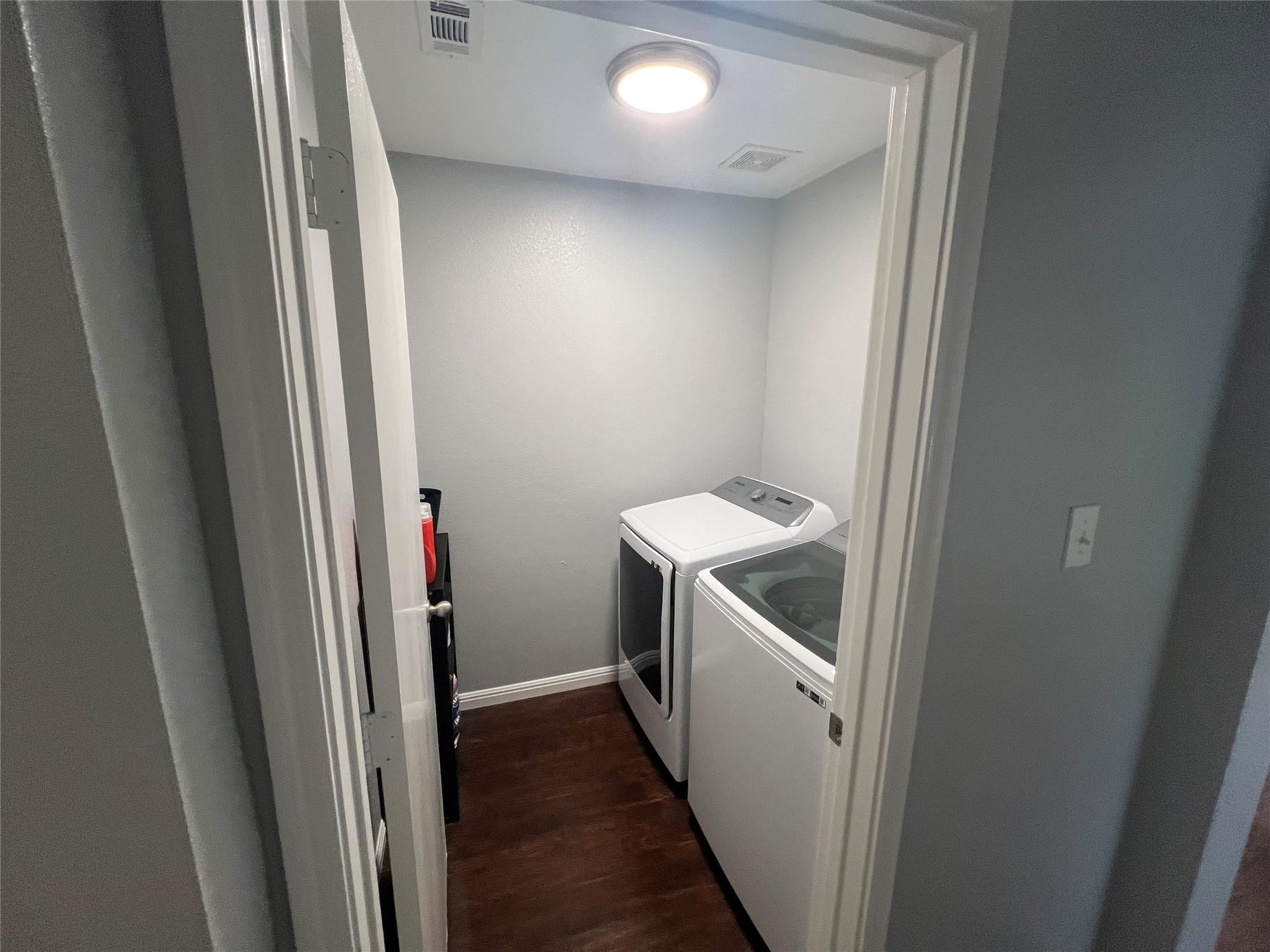 2100 Boyer Dr, Taylor, TX 76574