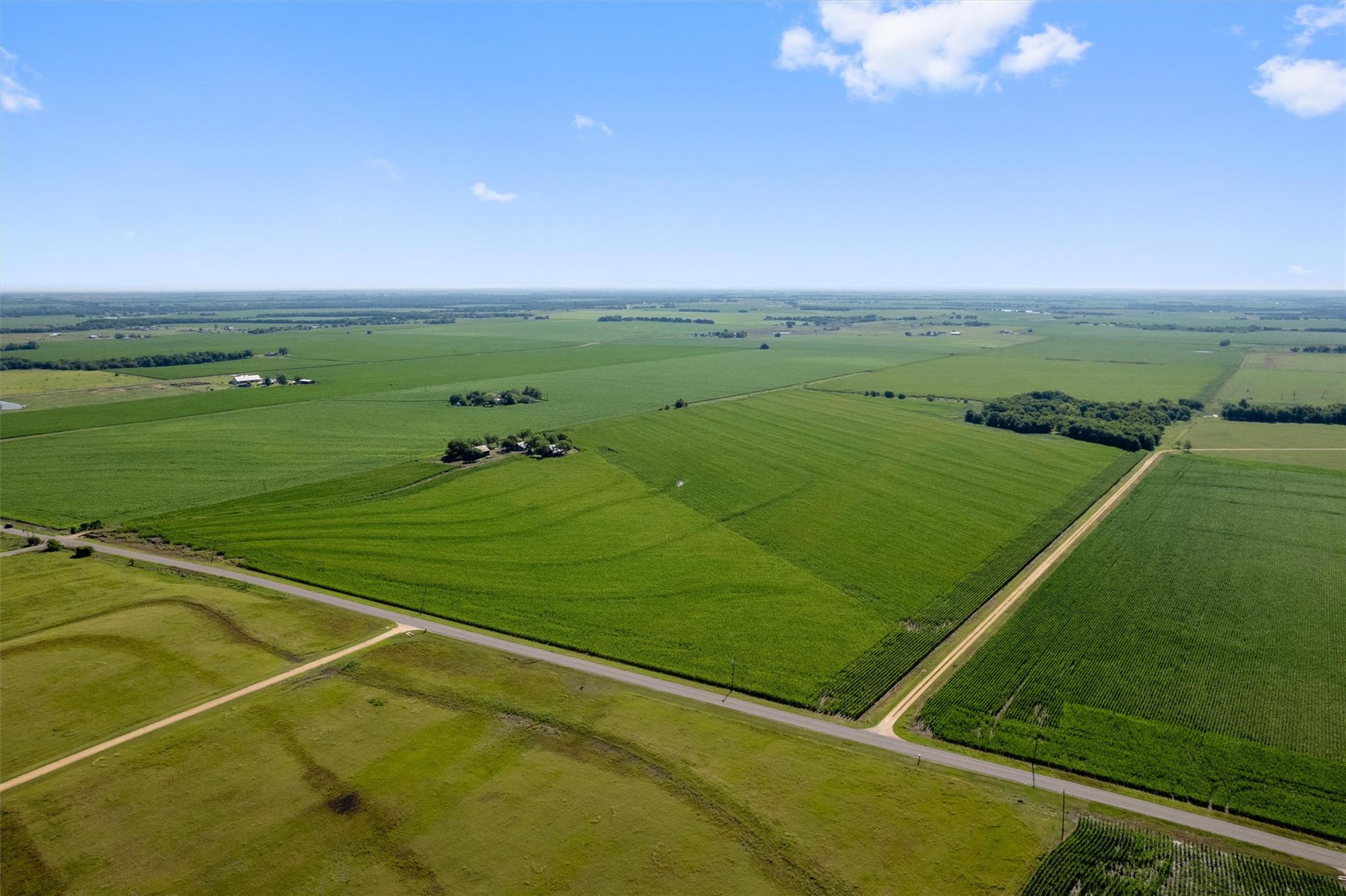 1701 County Road 424, Taylor, TX 76574