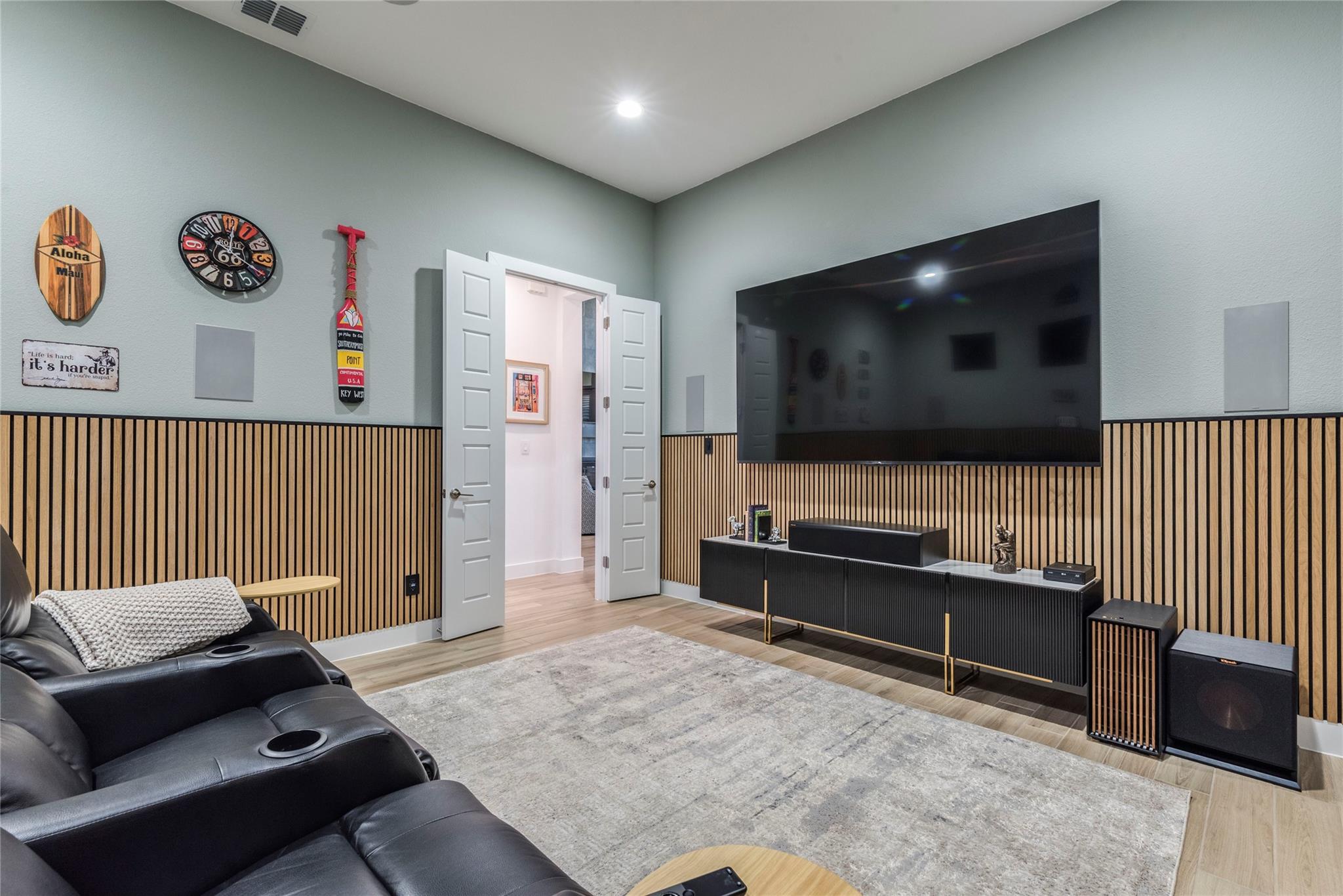 108 Gaucho Way, Dripping Springs, TX 78620