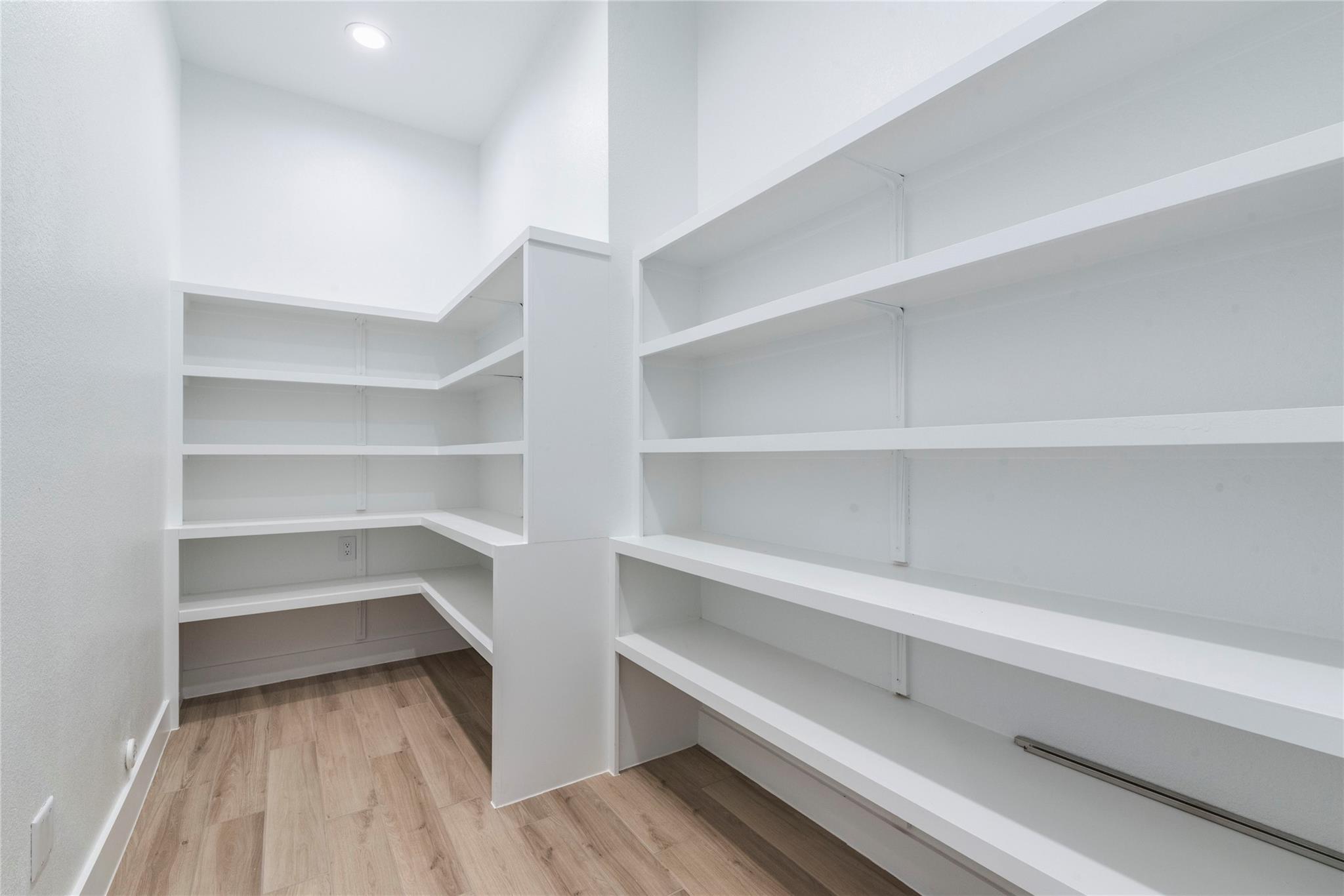 108 Gaucho Way, Dripping Springs, TX 78620