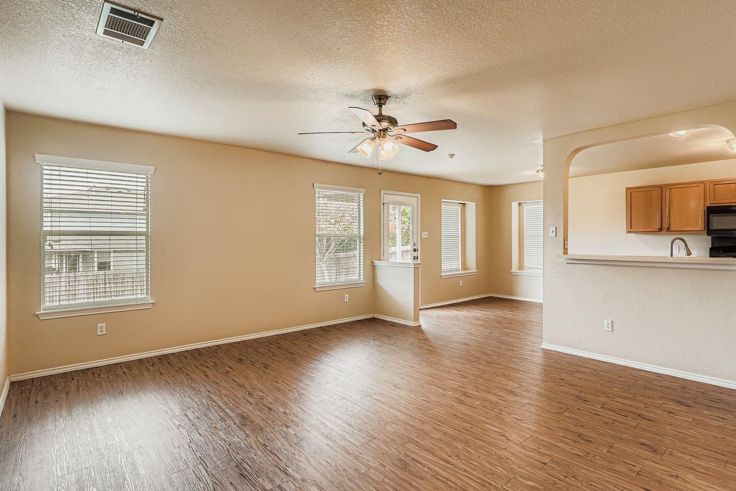 398 Marquitos Dr, Kyle, TX 78640