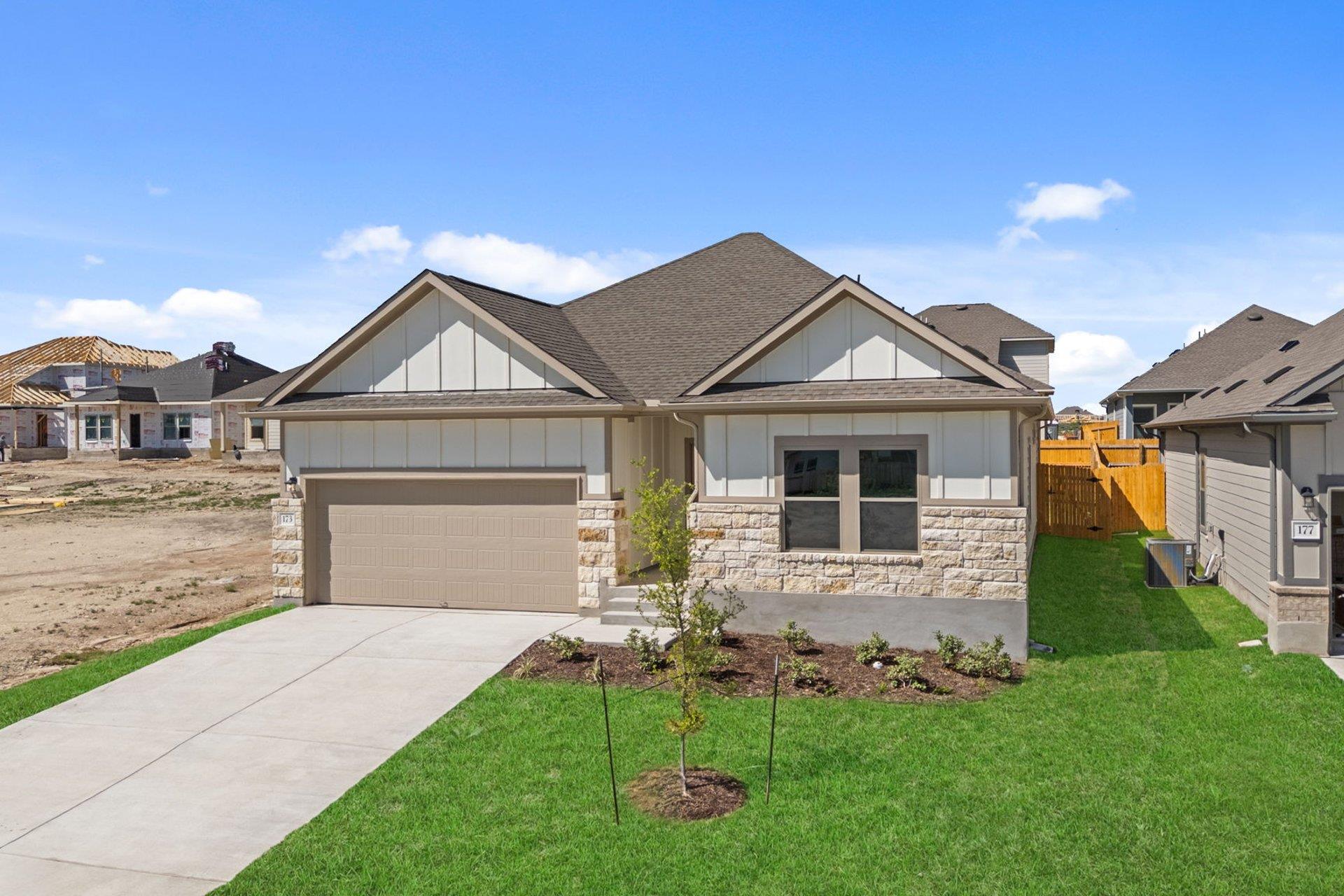 173 Sleep Hollow, Jarrell, TX 76537