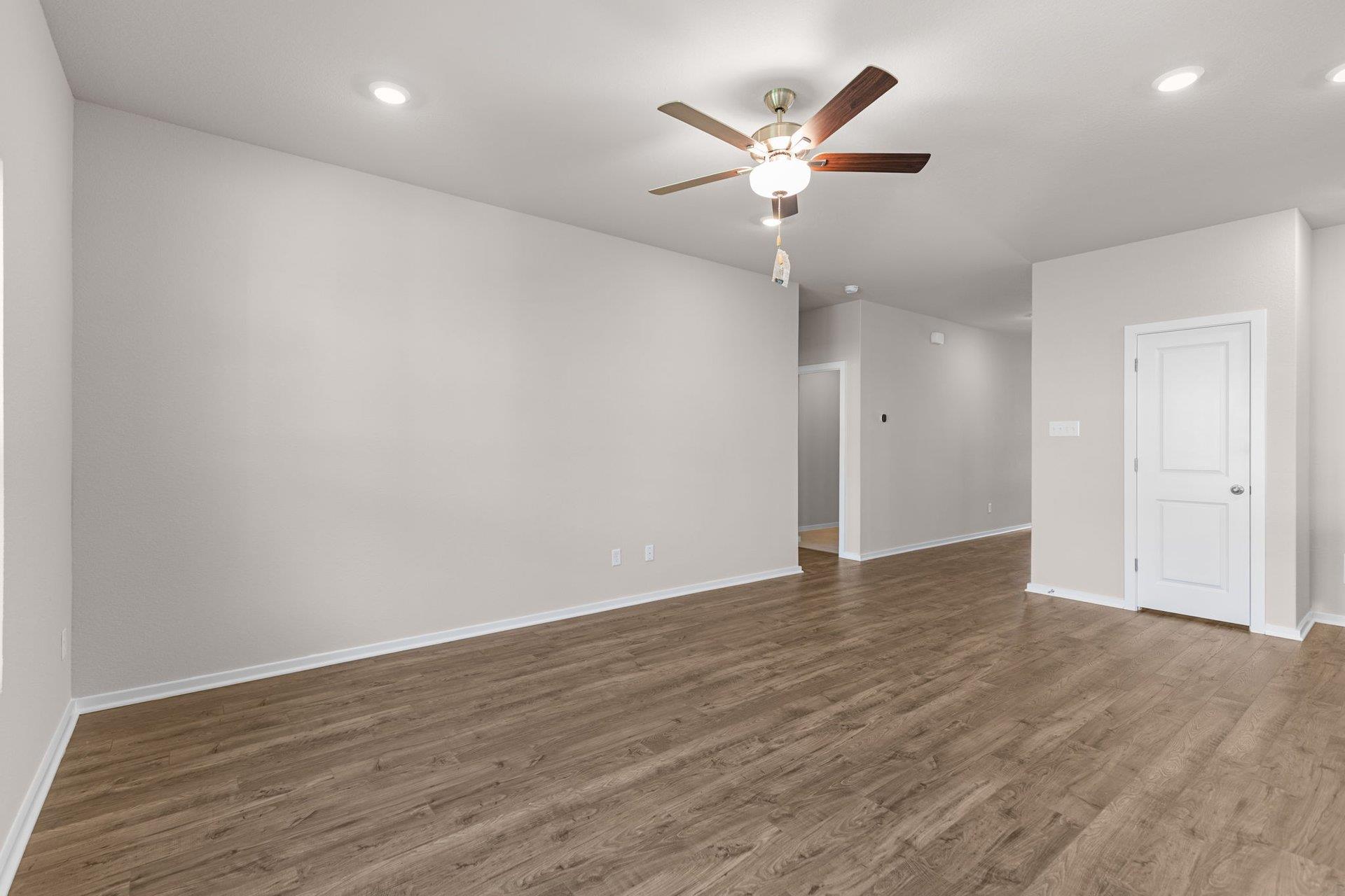 173 Sleep Hollow, Jarrell, TX 76537