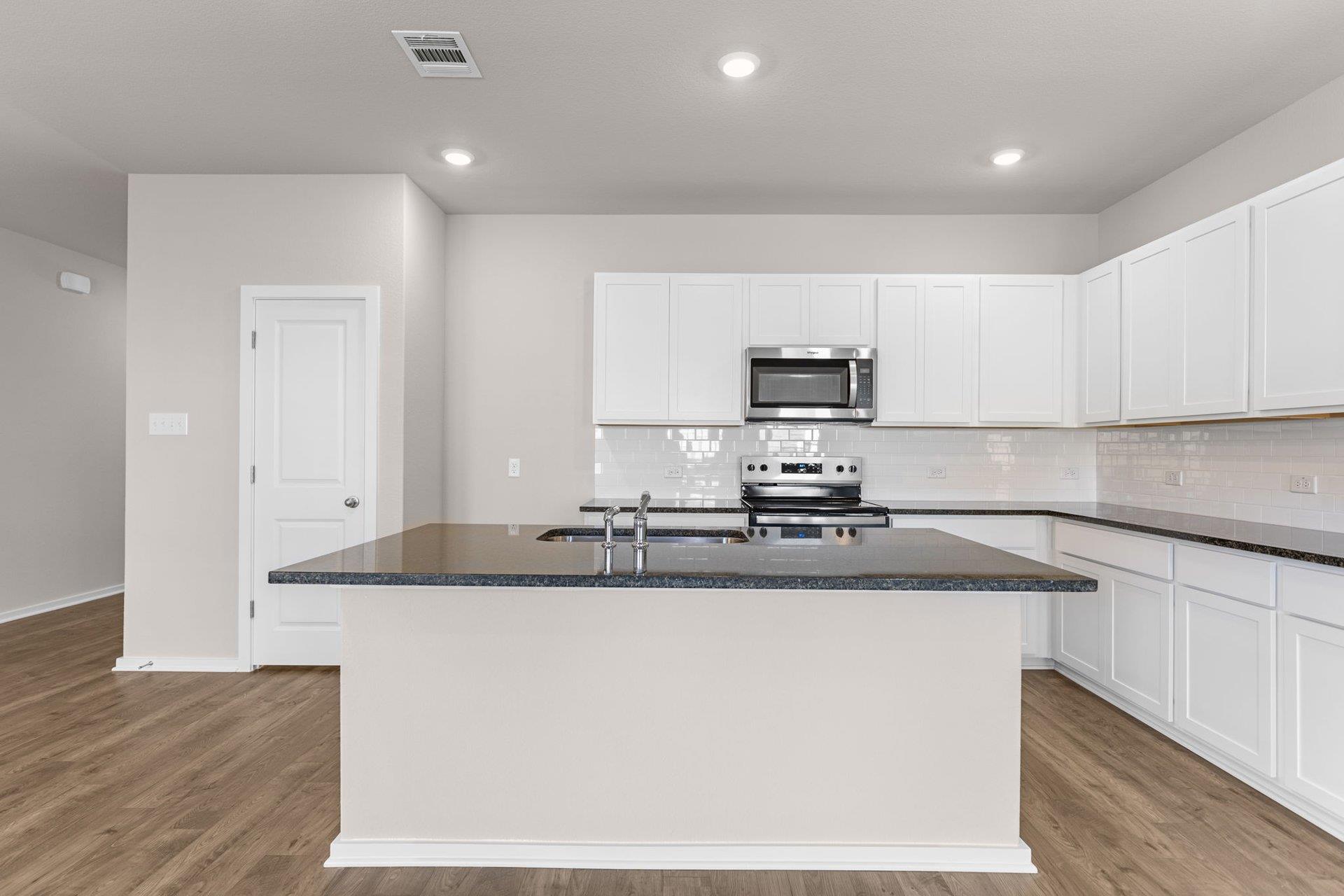 173 Sleep Hollow, Jarrell, TX 76537