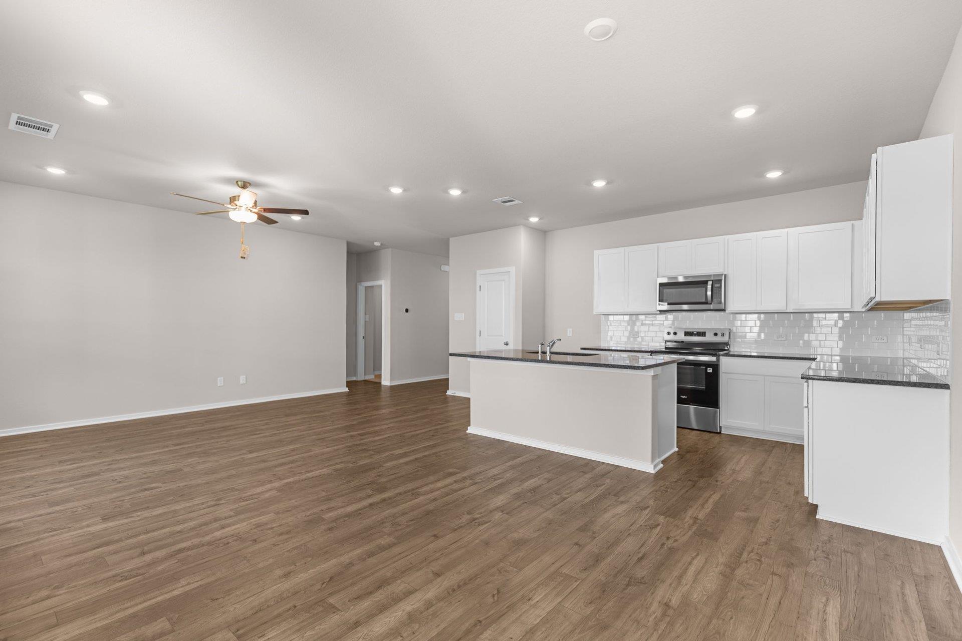 173 Sleep Hollow, Jarrell, TX 76537