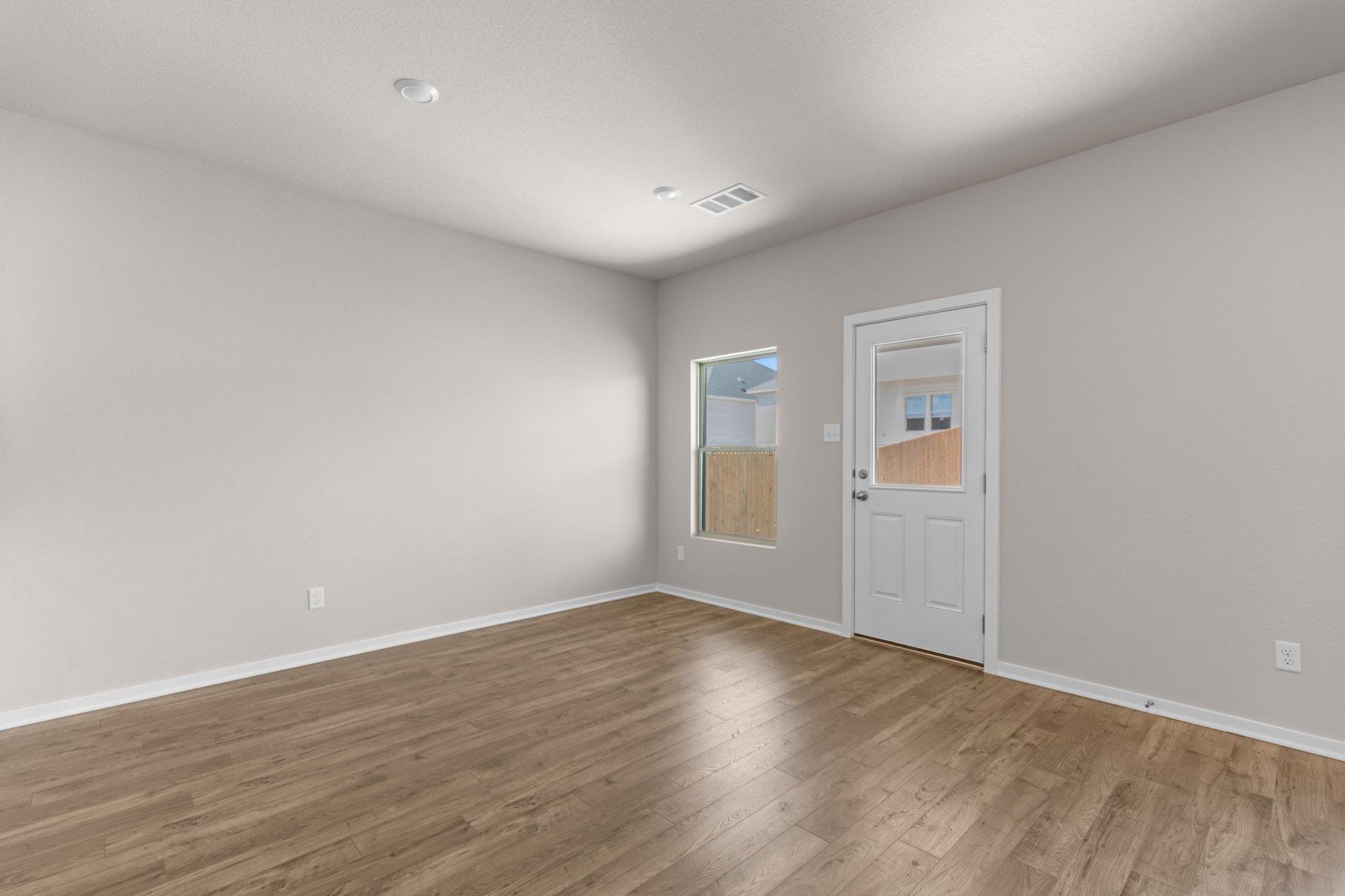 173 Sleep Hollow, Jarrell, TX 76537