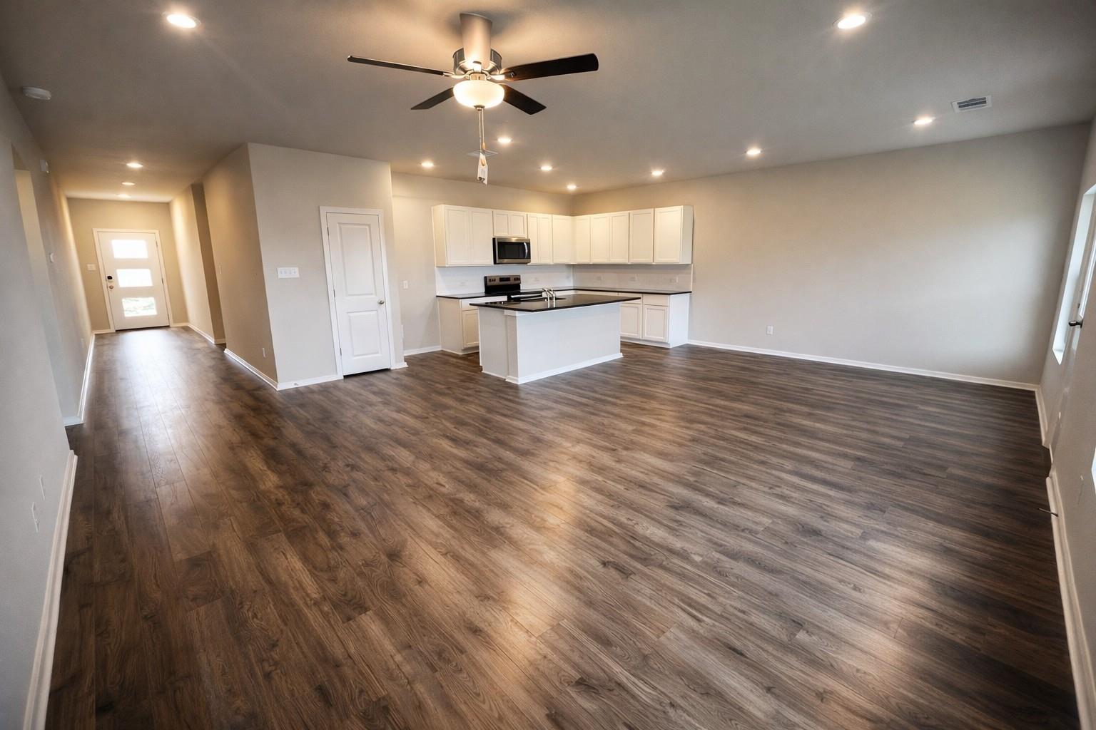 173 Sleep Hollow, Jarrell, TX 76537