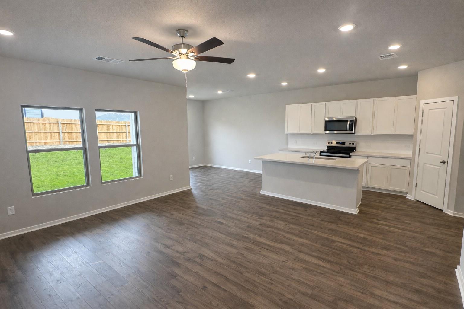 181 Sleep Hollow, Jarrell, TX 76537