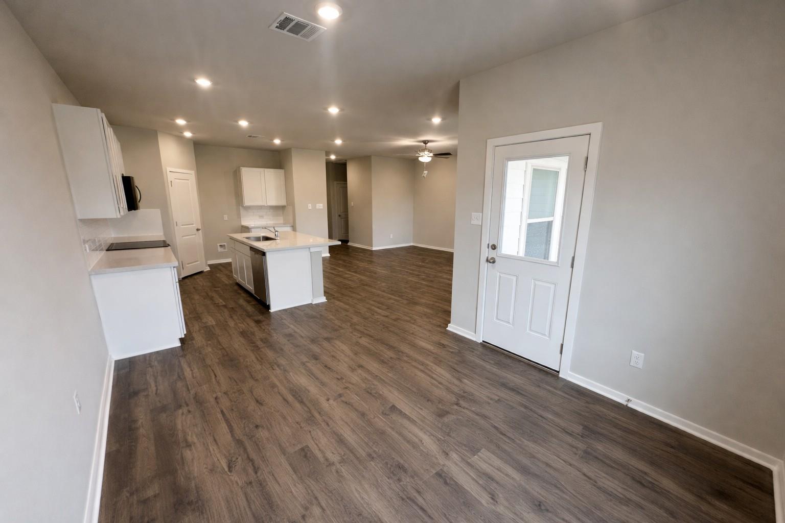 181 Sleep Hollow, Jarrell, TX 76537