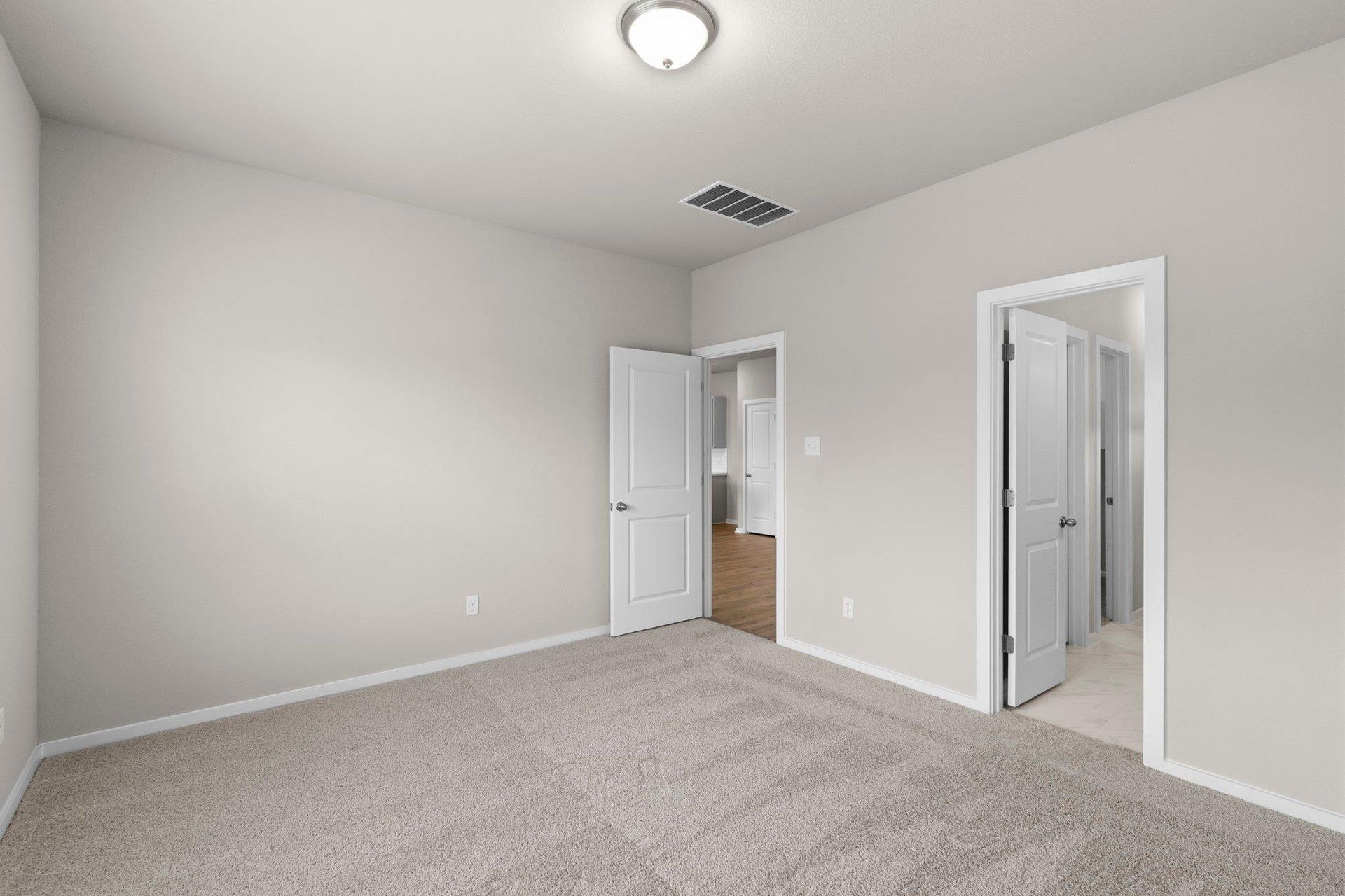 176 Wind Hill, Jarrell, TX 76537