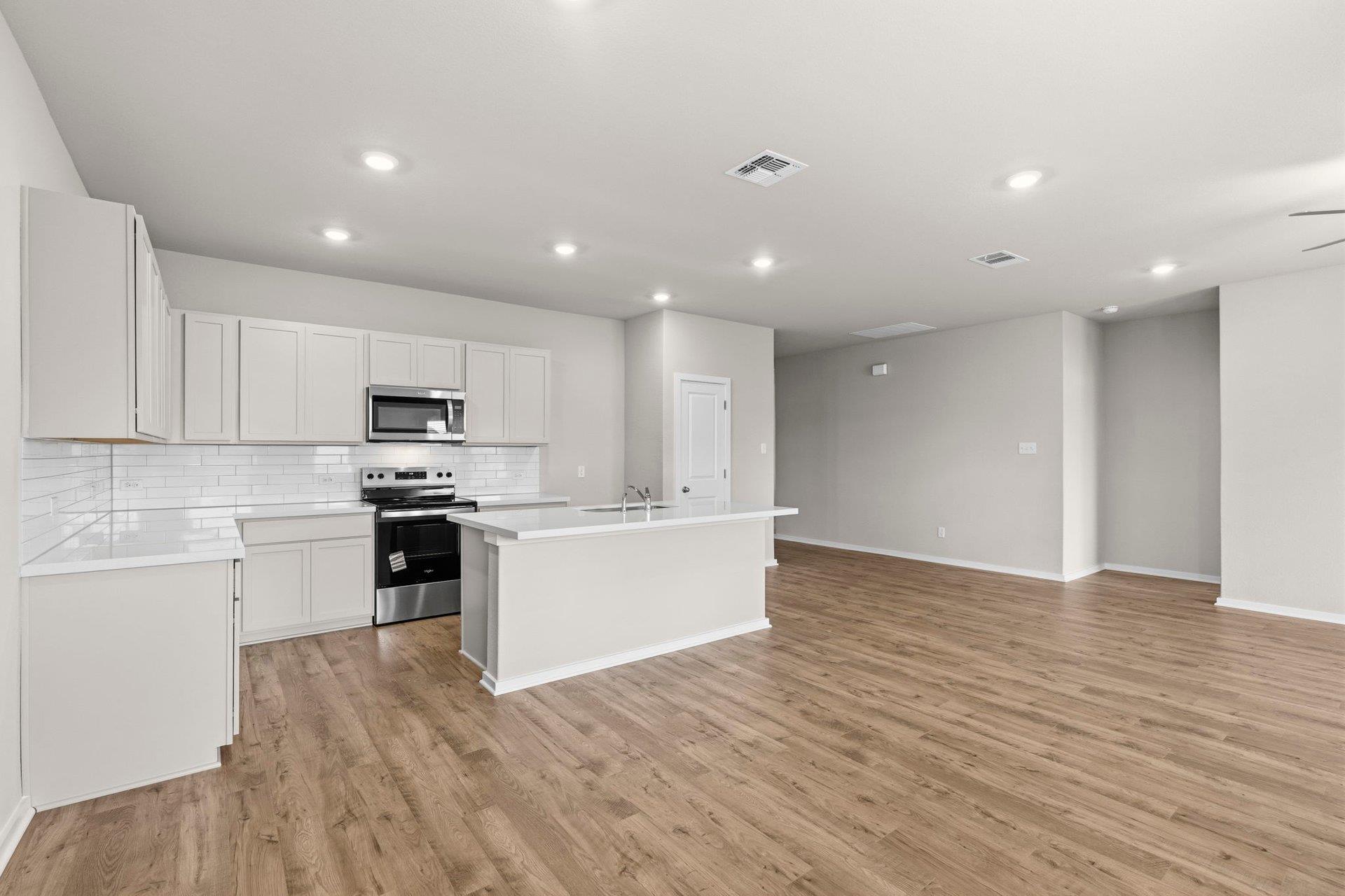 176 Wind Hill, Jarrell, TX 76537