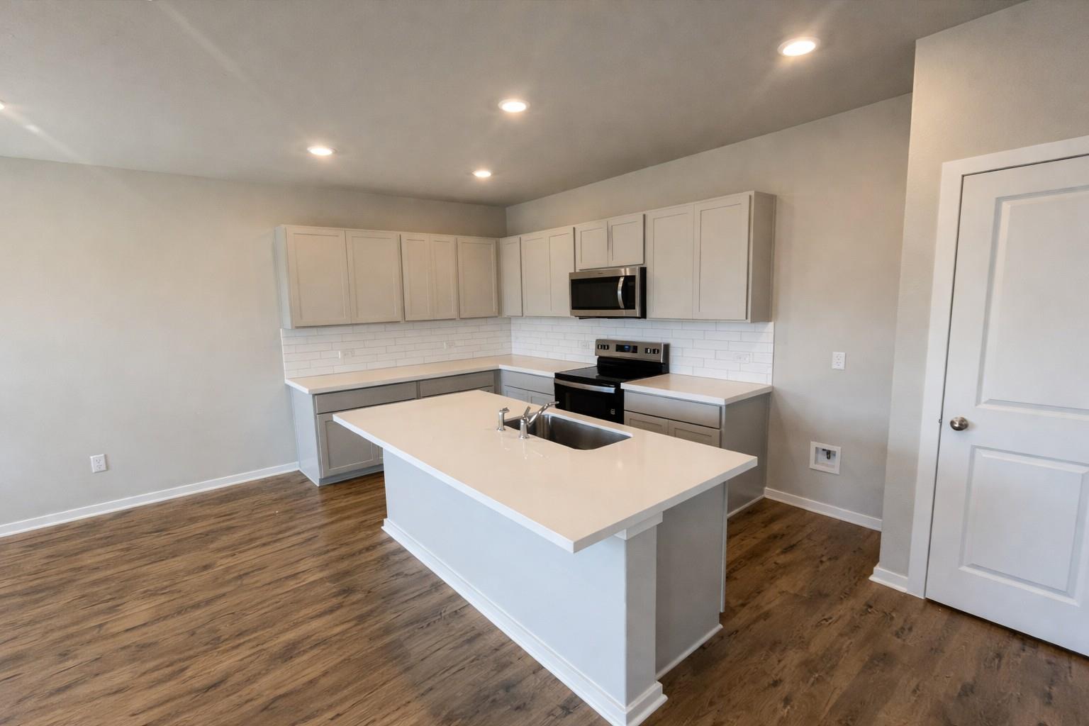 176 Wind Hill, Jarrell, TX 76537